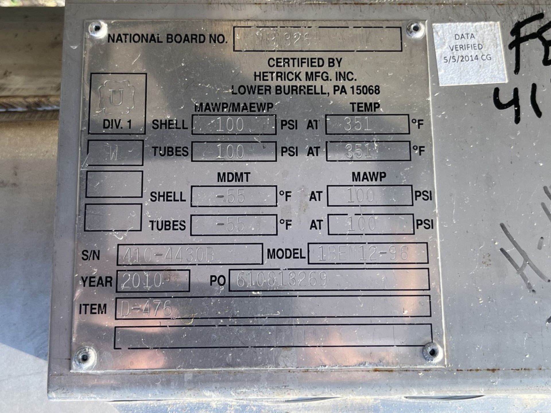 138 Sq Ft Hetrick Mfg Shell and Tube Heat Exchanger, 904L Stainless Steel | Rig Fee $250 - Image 2 of 9