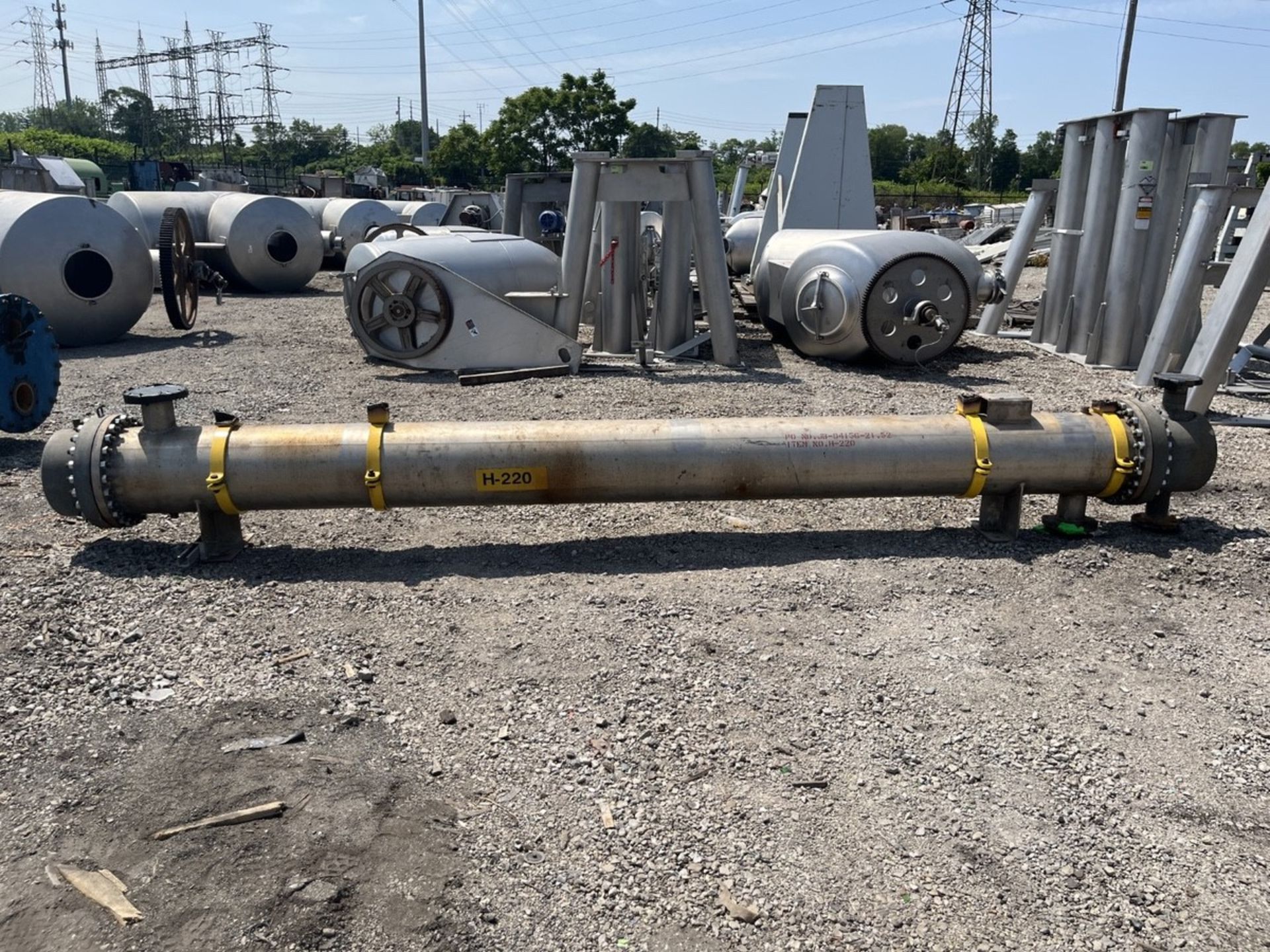 286 Sq Ft Atlas Shell and Tube Heat Exchanger, With (106).75" Diameter X | Rig Fee $500