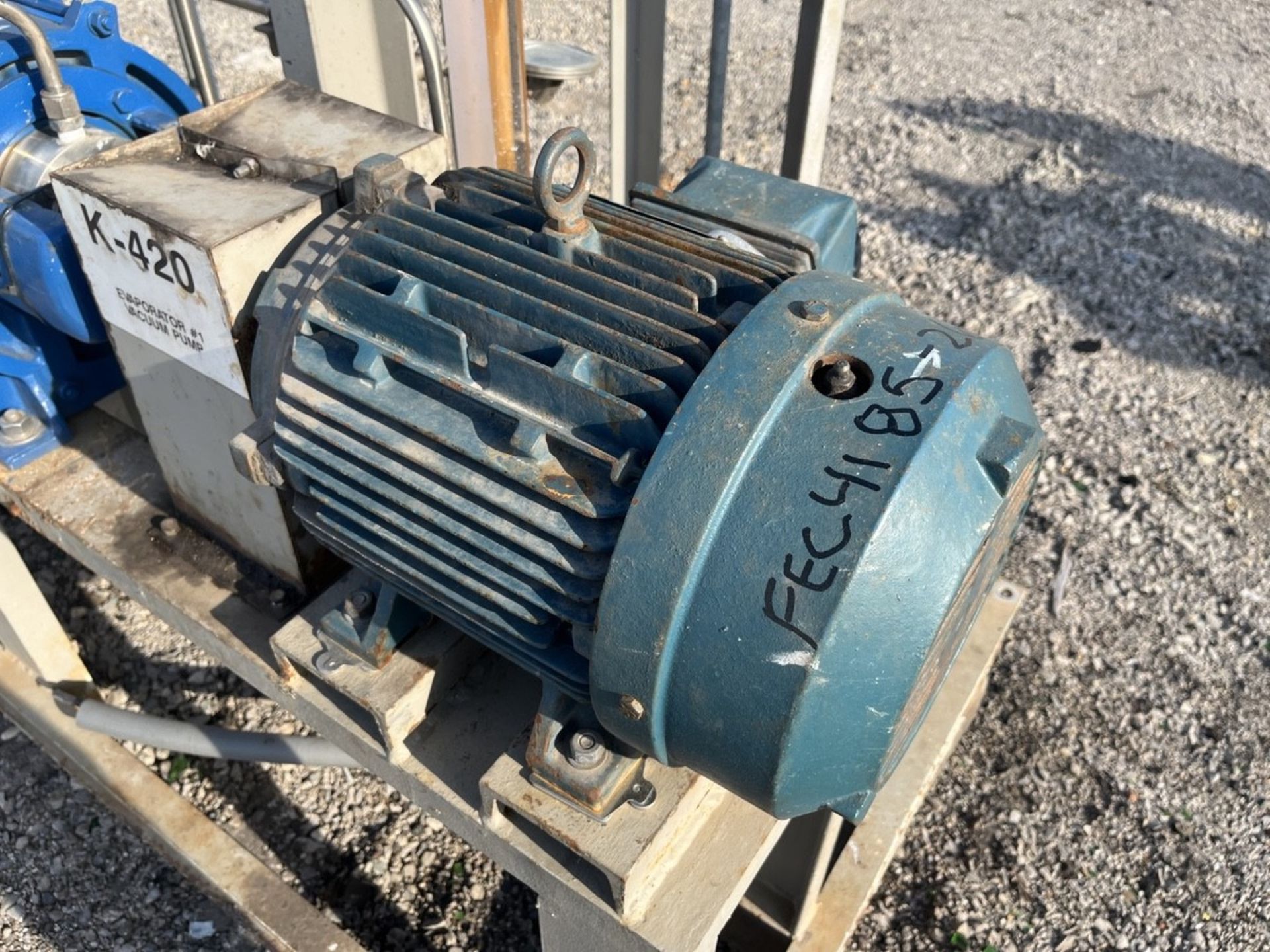 10 Hp Siemens Vacuum System, Model 2Be11010Hy9Z34, With Receiver and Heat | Rig Fee $250 - Image 8 of 12