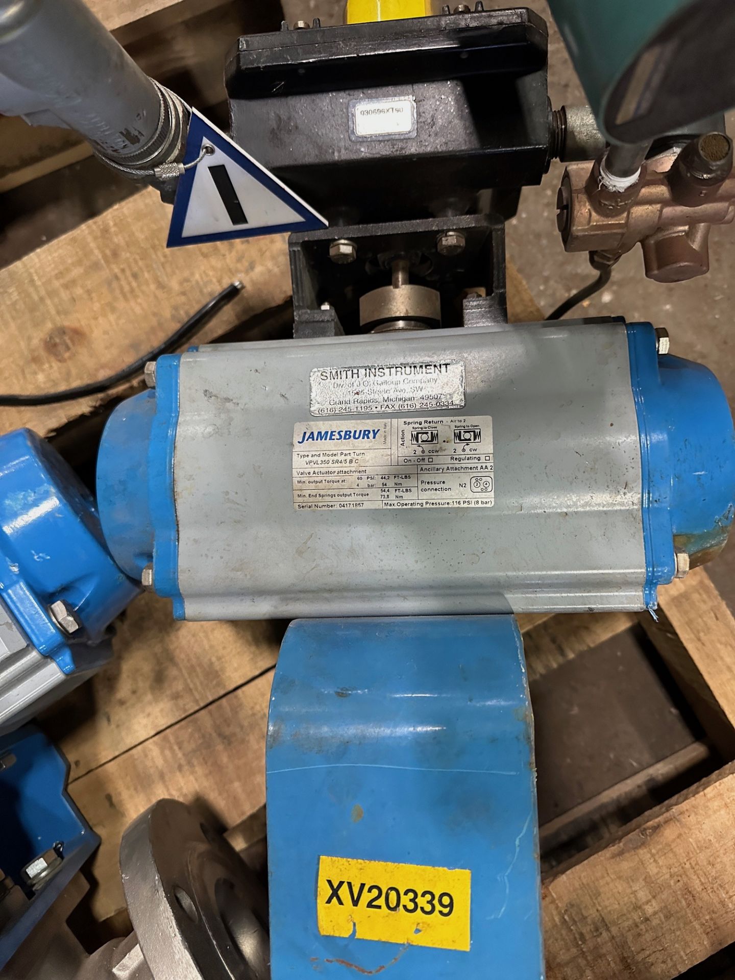 Lot of Pallet of Assorted Smith Instrument / Jamesbury Valve Powr Ball Va | Rig Fee $25 - Image 2 of 5