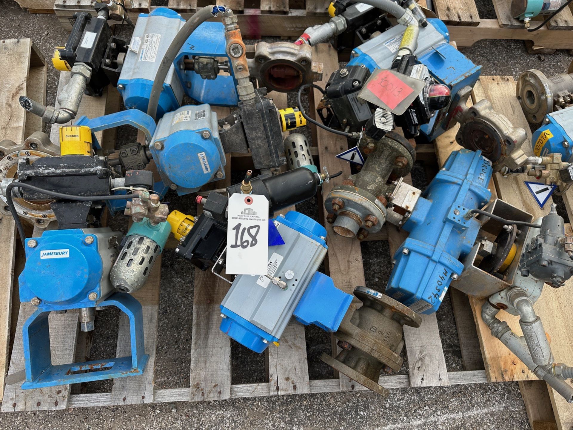 Lot of Pallet of Assorted Smith Instrument / Jamesbury Valve Powr Ball Va | Rig Fee $50