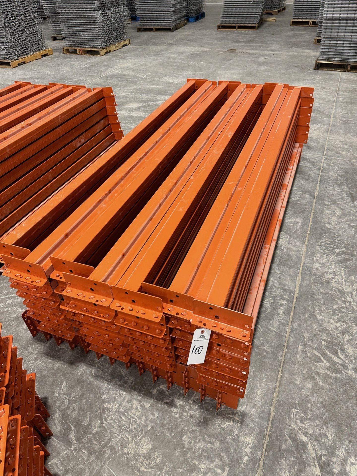 Interlake Mecalux 8' Wide Teardrop Pallet Racking Step Load Beams, 4" Face Height | Rig Fee $50