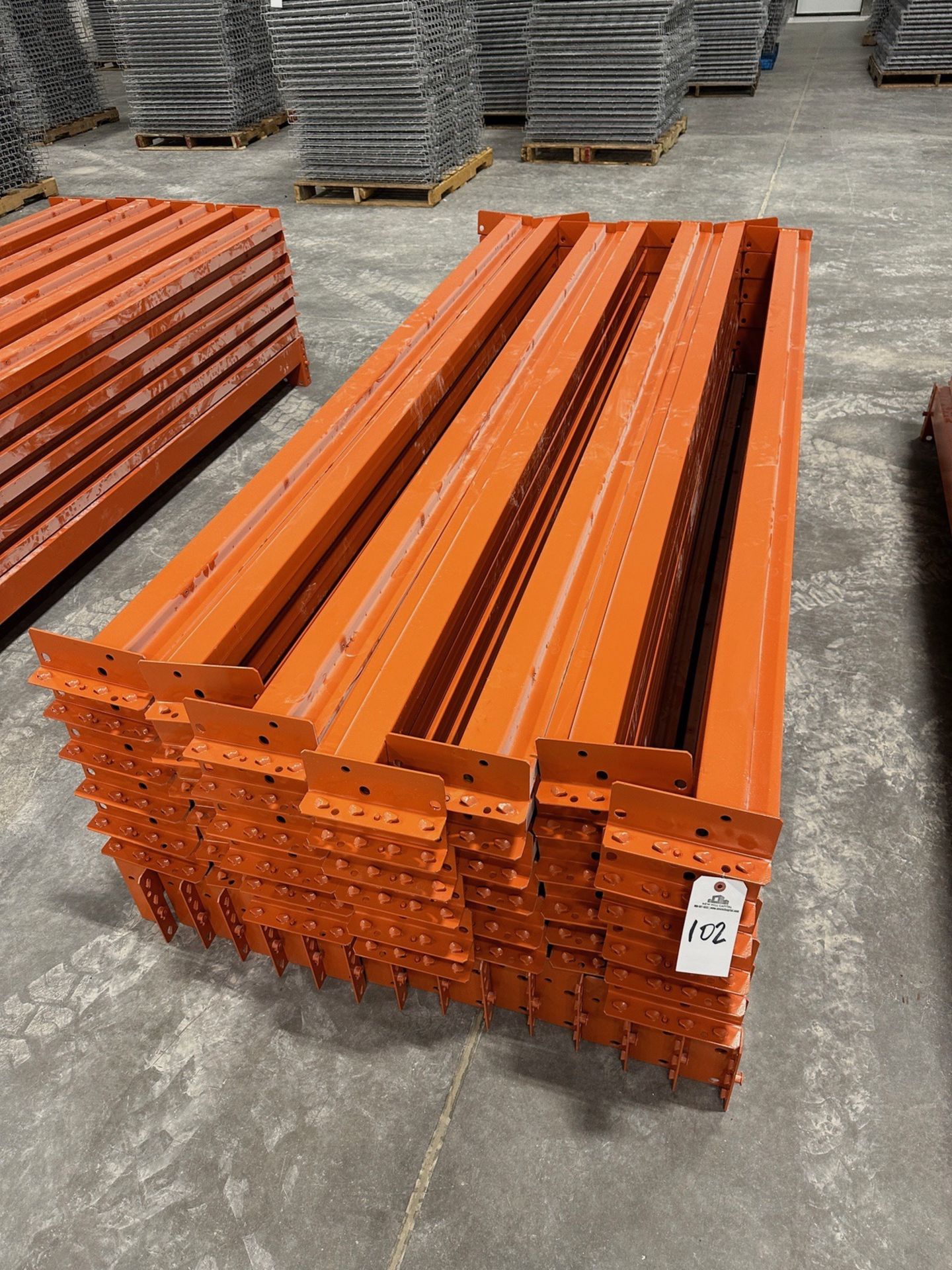 Interlake Mecalux 8' Wide Teardrop Pallet Racking Step Load Beams, 4" Face Height | Rig Fee $50