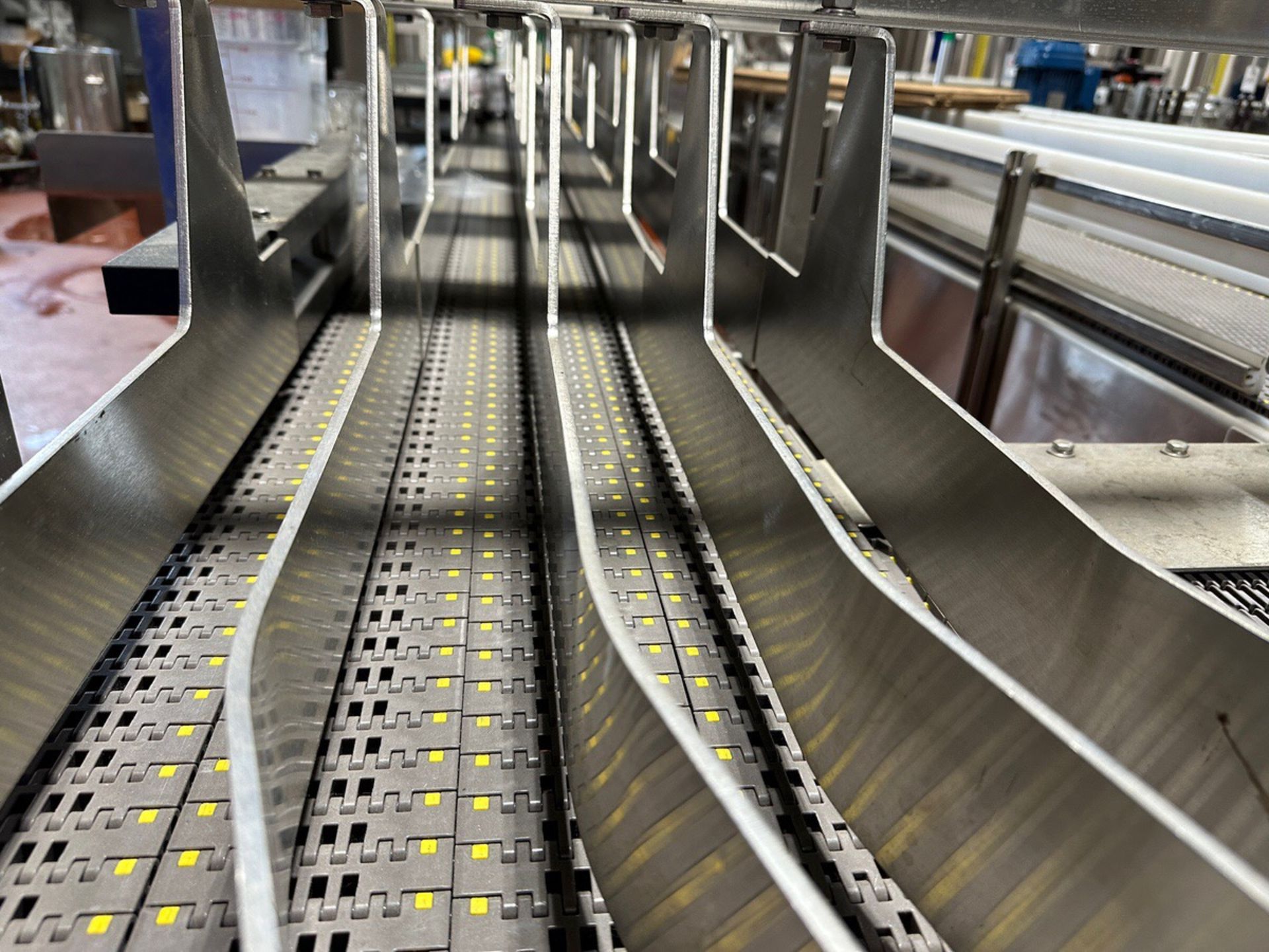 UniPak 4 Lane Variety Pack Conveyor into Switchback with (4) Stainless Steel Fillin | Rig Fee $3500 - Image 5 of 5