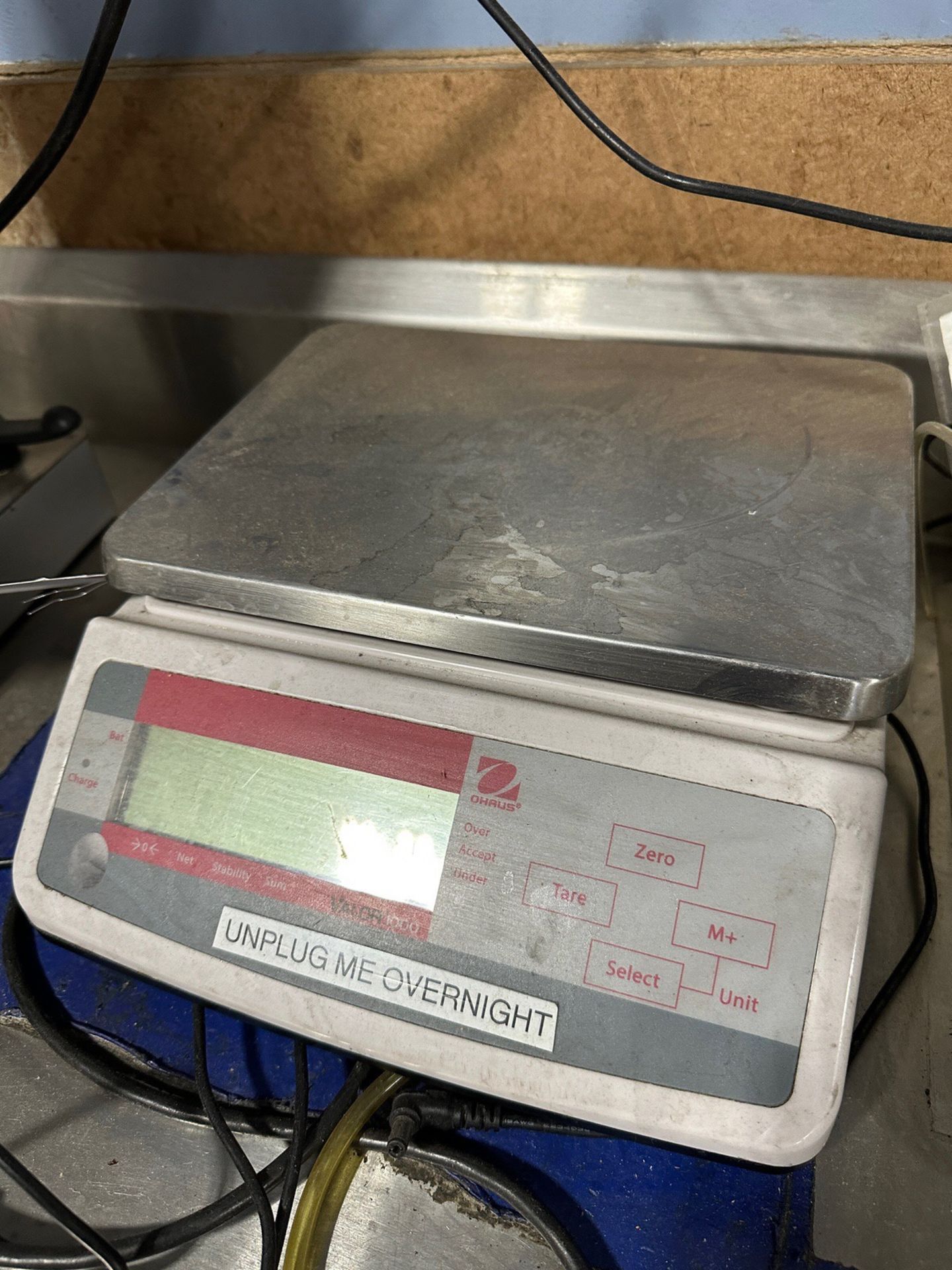 Ohaus Digital Scale - Model V11P3, S/N 80931197 (Site Tag Number: 77) | Rig Fee $25