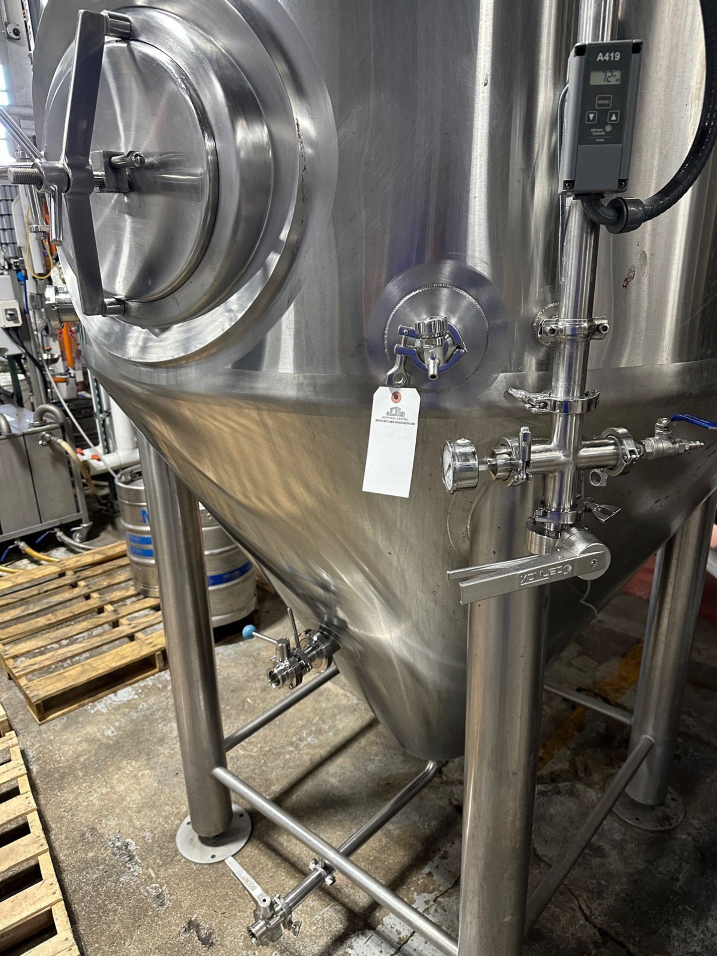 Pacific Brewery Systems 20 BBL Fermentation Tank - Cone Bottom, Glycol Jacketed, Ma | Rig Fee $750 - Image 2 of 3