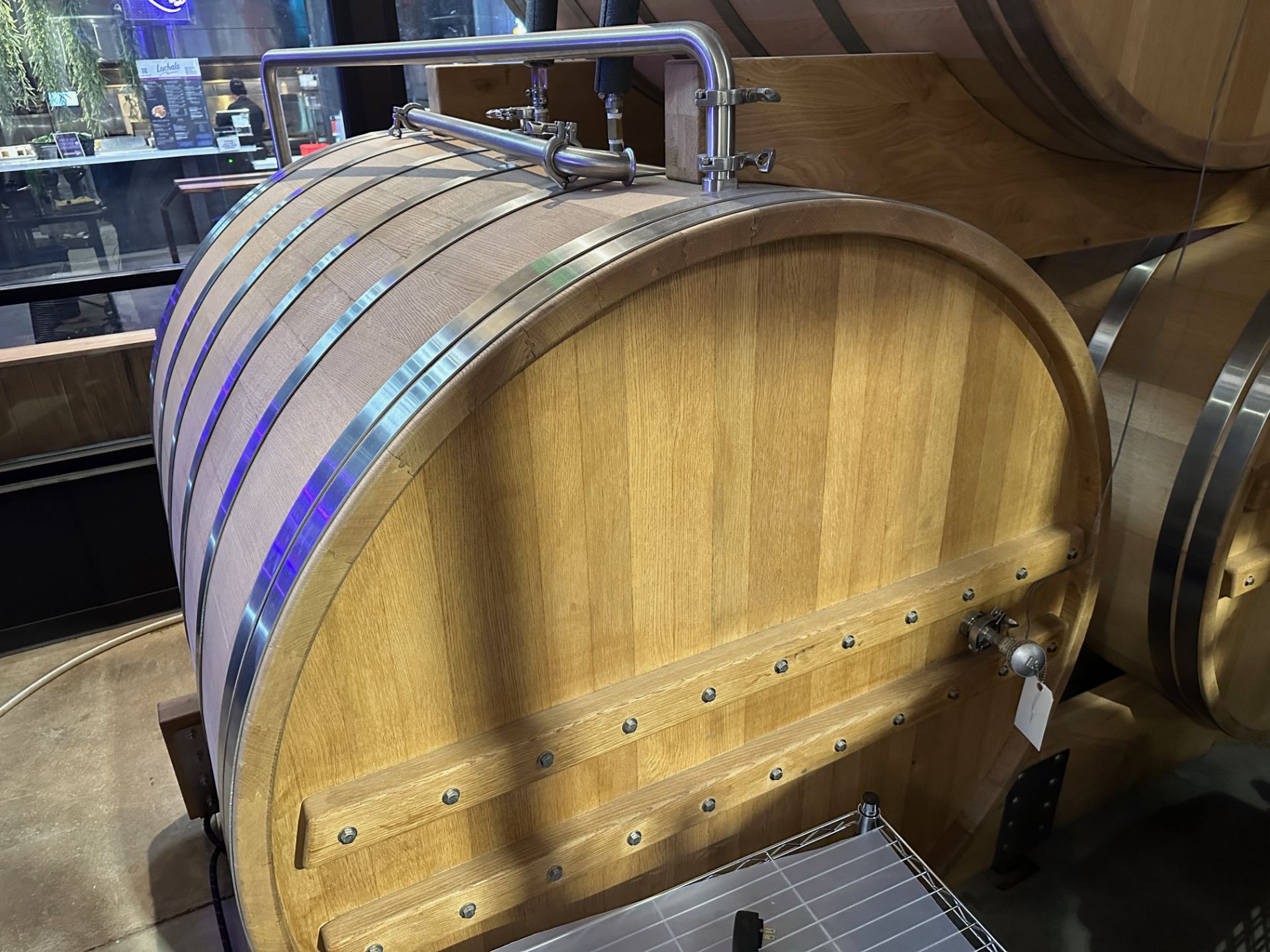 Foeder Crafters 20 BBL Horizontal American Oak Foeder with Internal Cooling Fin (Ap | Rig Fee $850 - Image 2 of 2