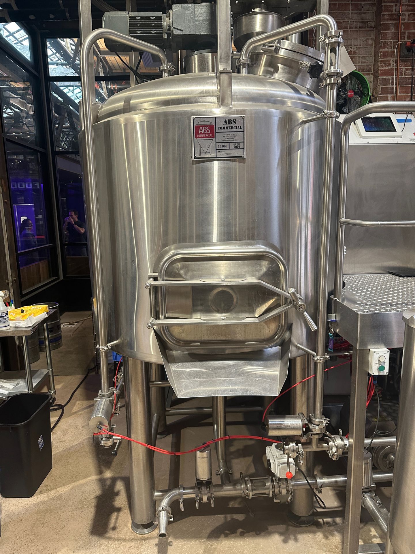 2019 ABS 10 BBL 2-Vessel Brewhouse with Grist Case - Mash/Lauter Tun (Approx. 5' Di | Rig Fee $4500 - Image 2 of 24