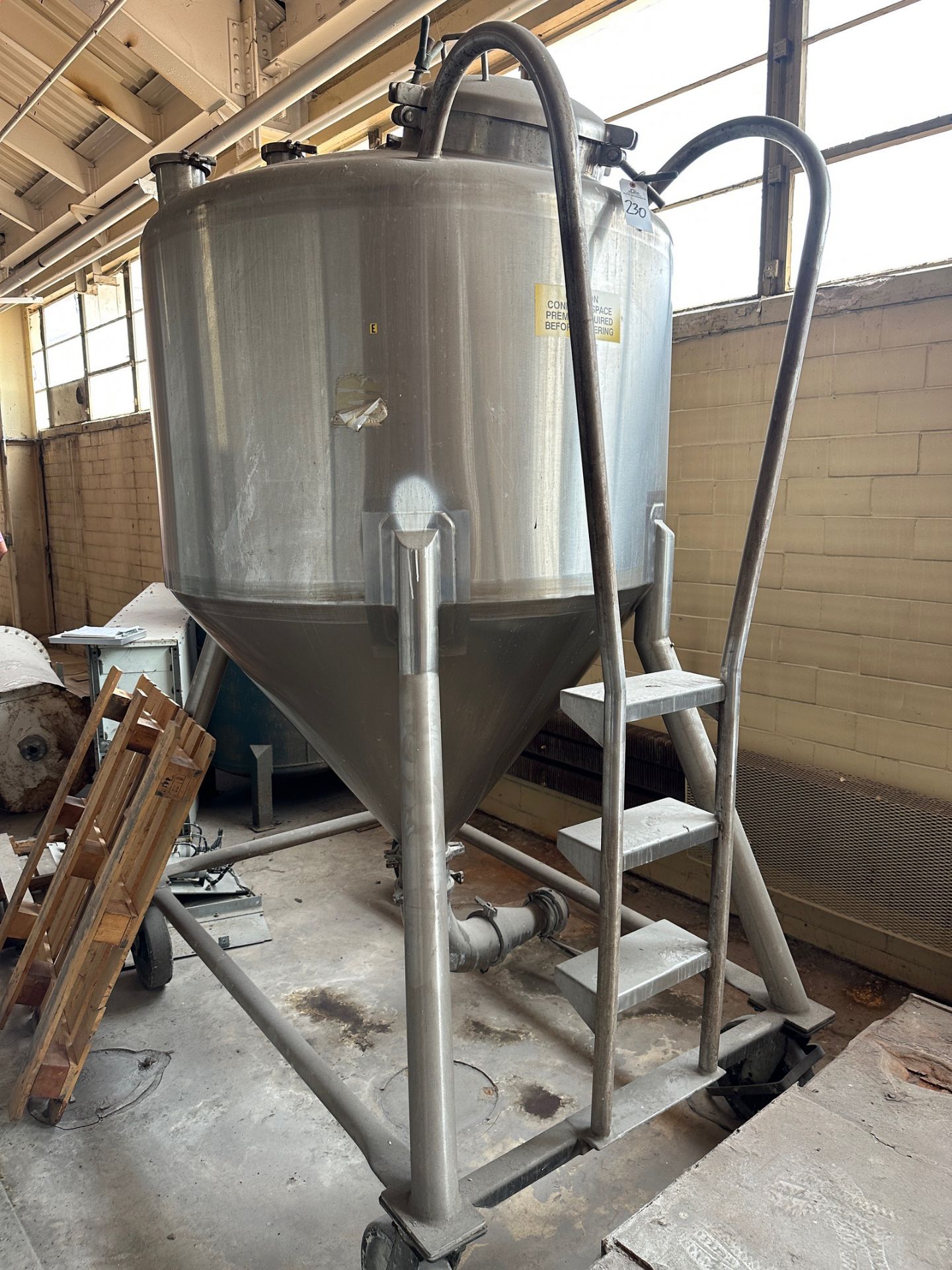 Stainless Steel Utility Tank on Casters (Approx. 5' Diameter and 9' O.H.) | Rig Fee $200