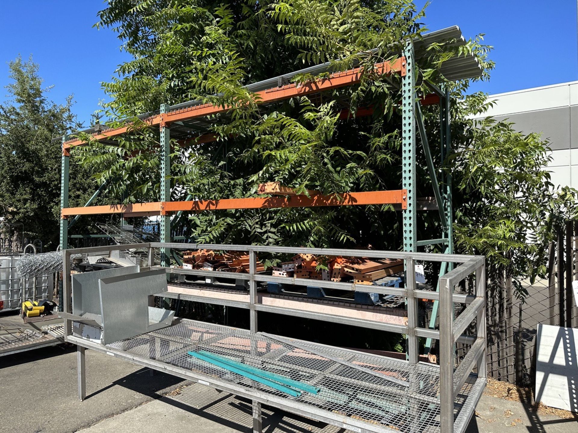 10 Ft Pallet Racking - 3 Uprights, 12 Cross Beams - 8 Wire Shelves | Rig Fee $100