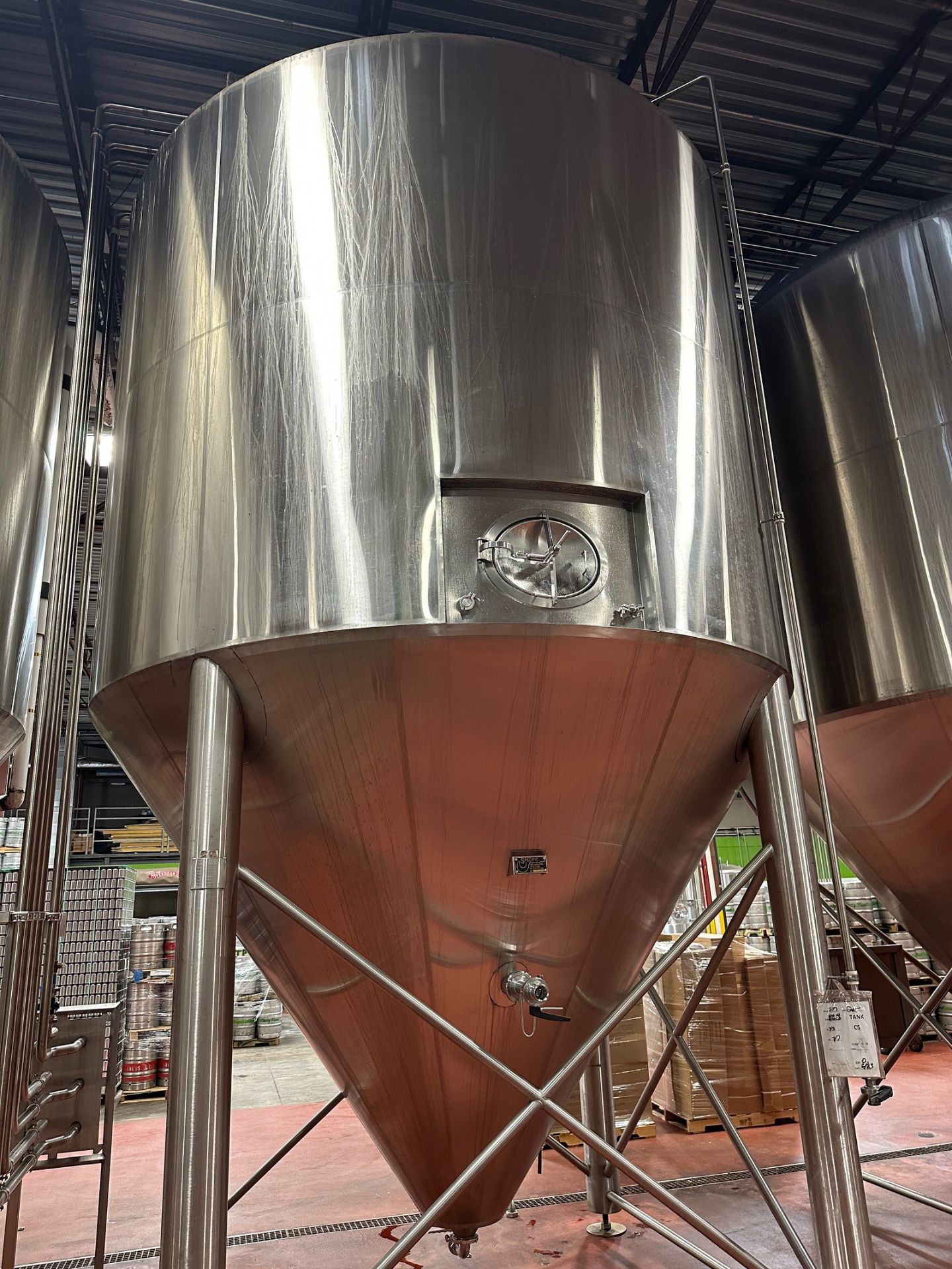 2016 - 300 BBL Specific Mechanical Stainless Steel Fermentation Tank - Cone Bottom, | Rig Fee $2900