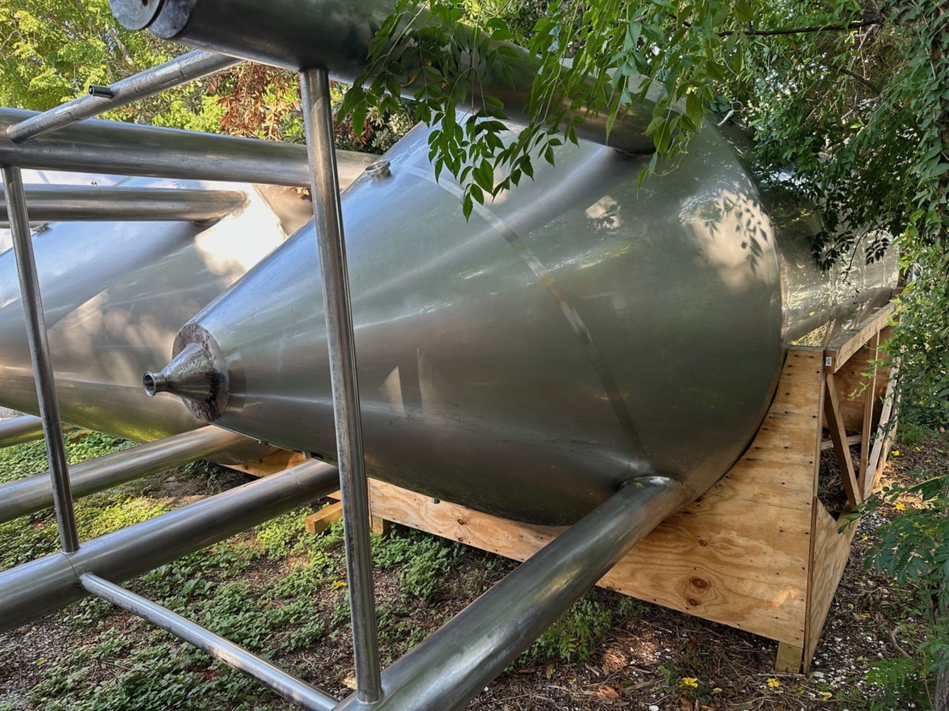 Allied Beverage 120 BBL Stainless Steel Fermentation Tank - Cone Bottom, Glycol Ja | Rig Fee $750 - Image 3 of 5