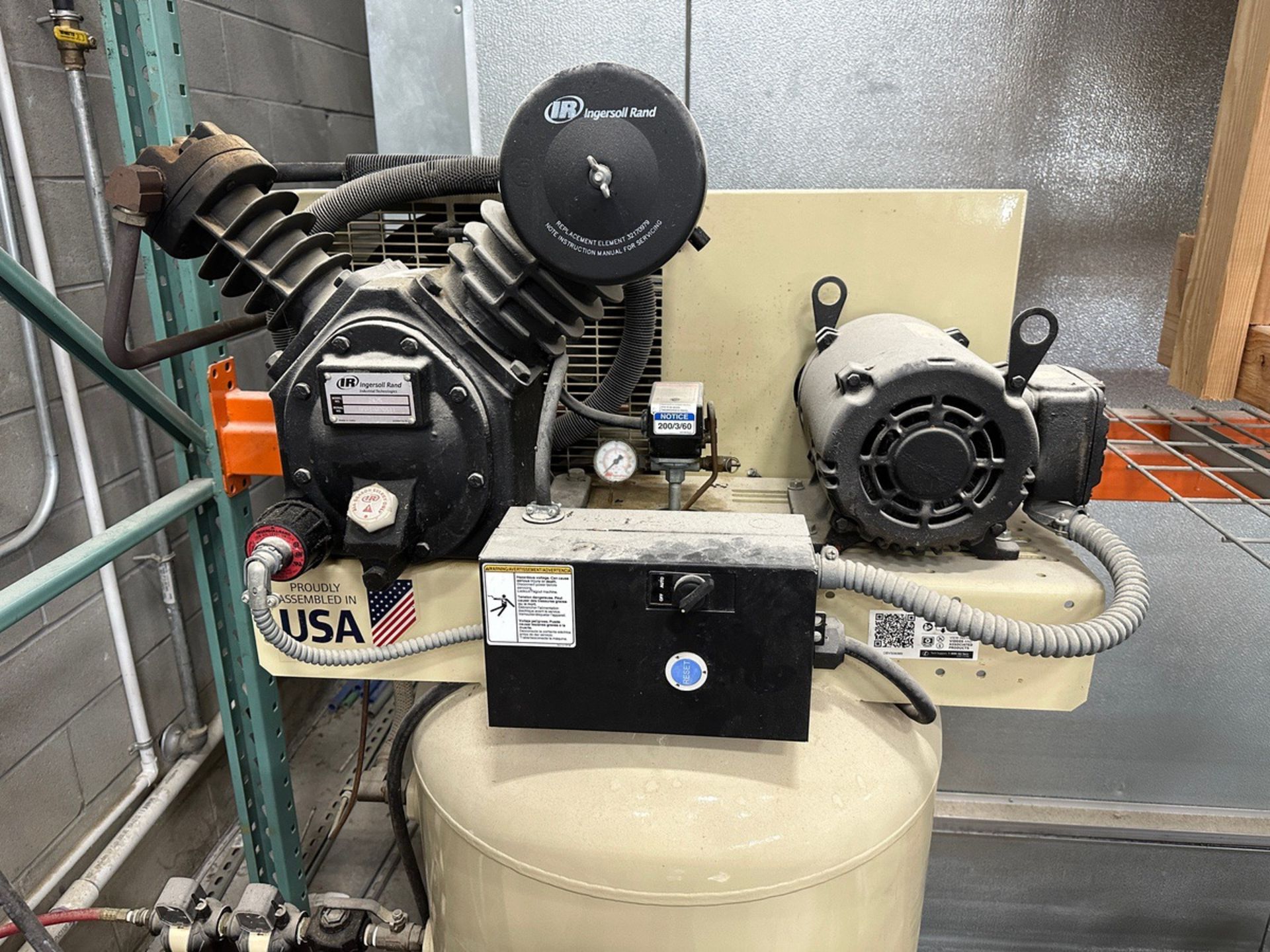 Ingersoll Rand 80 Gallon Air Compressor - Model 2475N7.5-P with Ingersoll | Rig Fee $125 - Image 3 of 7