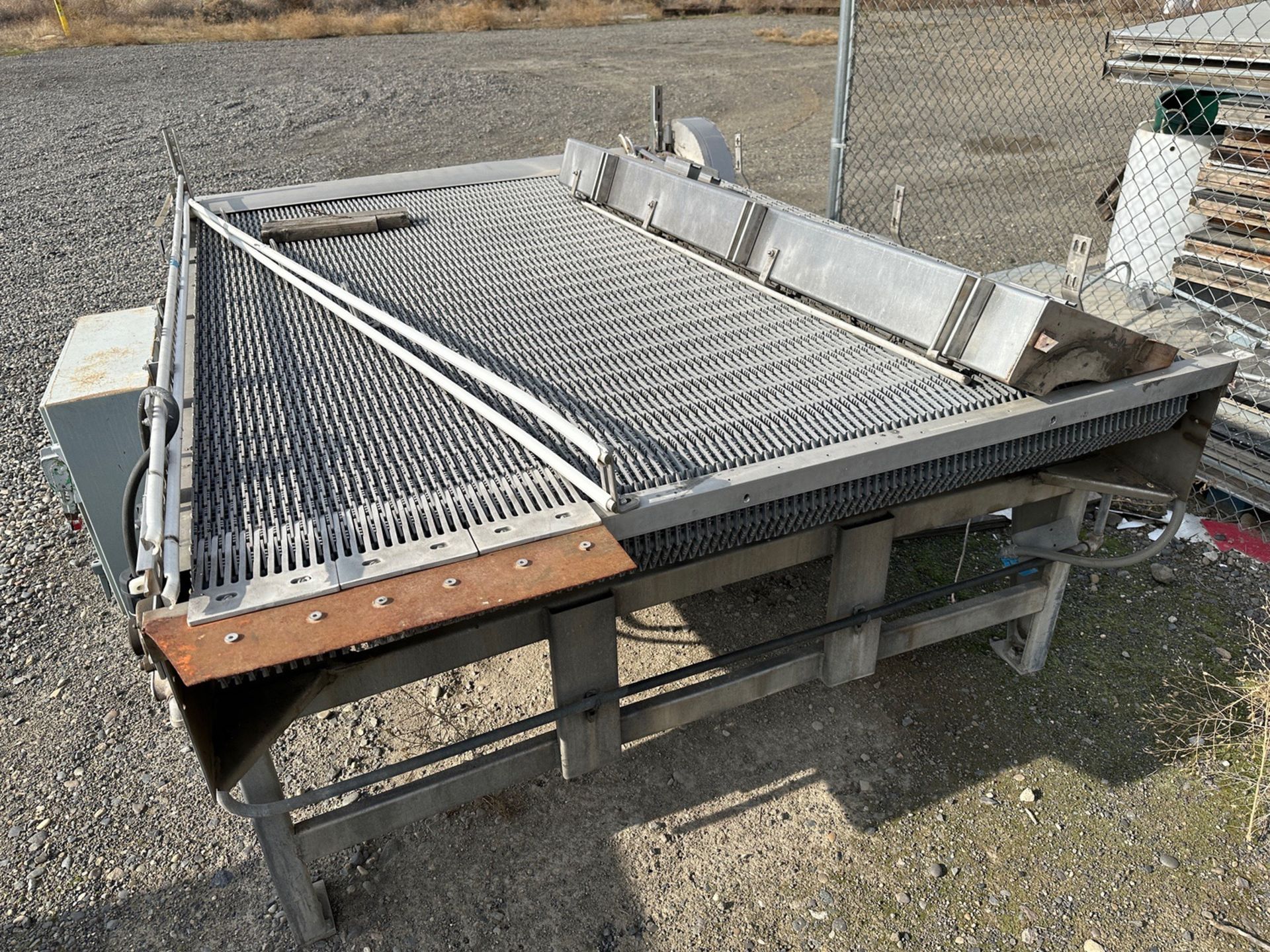 Reeves Table Conveyor on Stainless Steel Frame (Approx. 6' x 9') | Rig Fee $125 - Image 4 of 4