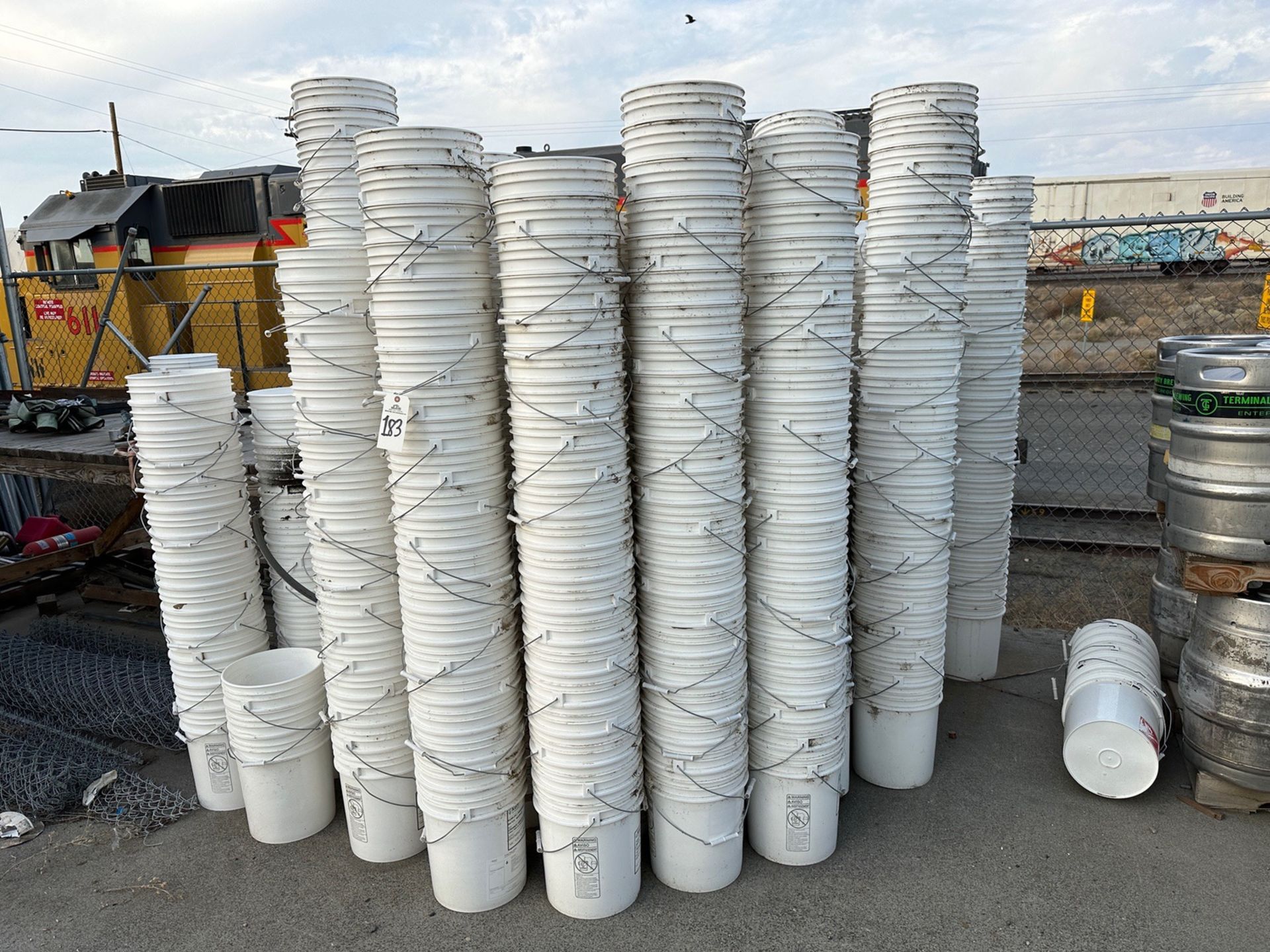 Lot of Approx. (700) White 5 Gallon Buckets | Rig Fee $150 - Image 2 of 2