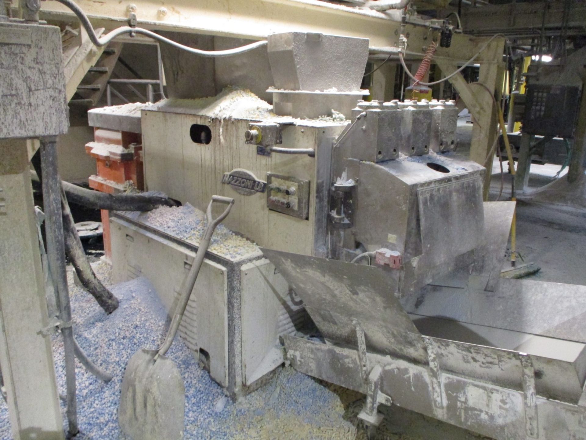 2000 Mazzoni Refiner, Model Dx-B-250N/He, Twin Screw With Die Face Cutter, Mazzoni | Rig Fee $12000