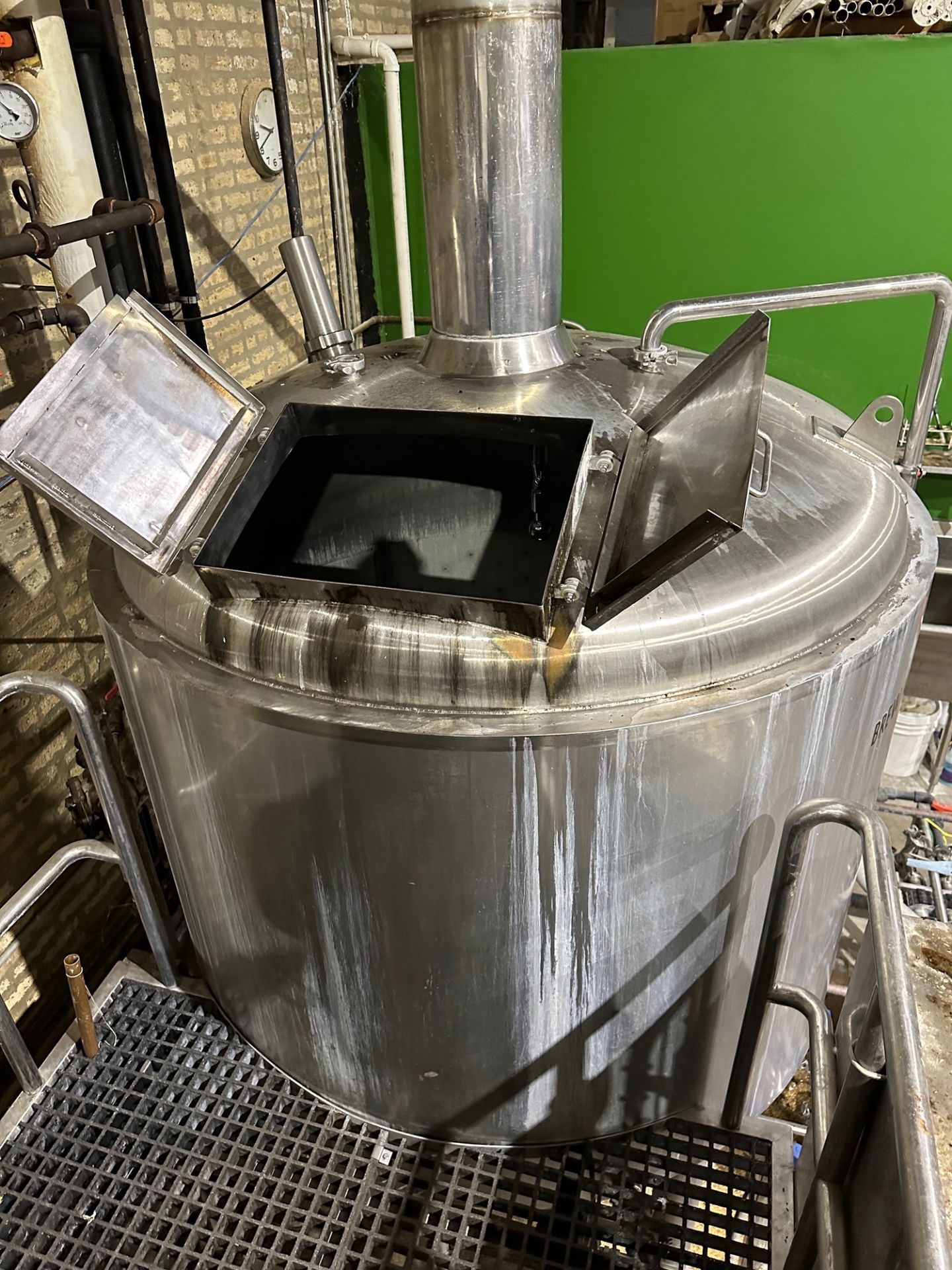15 BBL 2-Vessel Stainless Steel Brewhouse with Mash/Lauter Tun (Approx. 5'6" Diamet | Rig Fee $4000 - Image 2 of 13