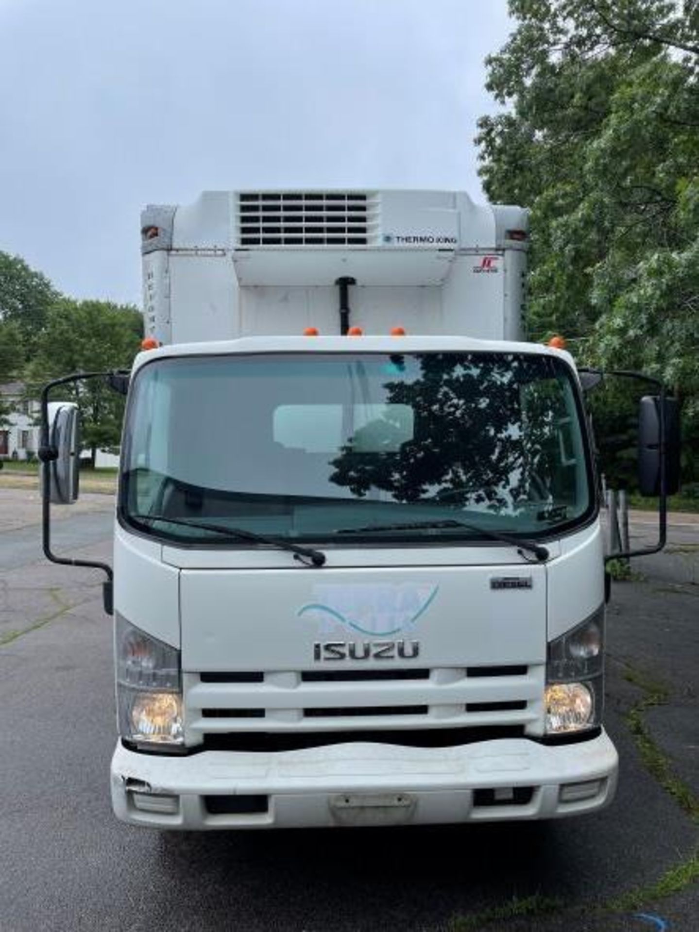 2015 Isuzu NPR XD Diesel 6-Wheel Cab Over W/18' RefrBox Truck Waltco Lift Gate. Odom: 168,846 SEE D - Image 4 of 7