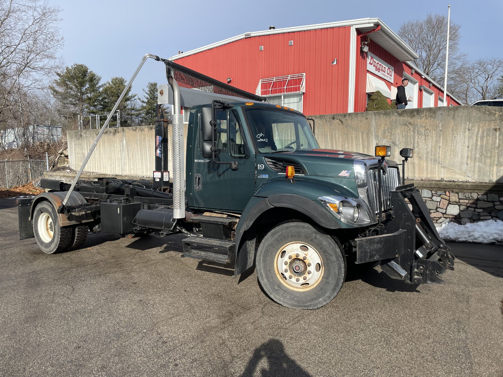 2012 International 7400 Hook Lift Truck, Diesel, AutoTran, Stella 26,000 lb. Hook Lift, Odom: 20,109 - Image 2 of 13