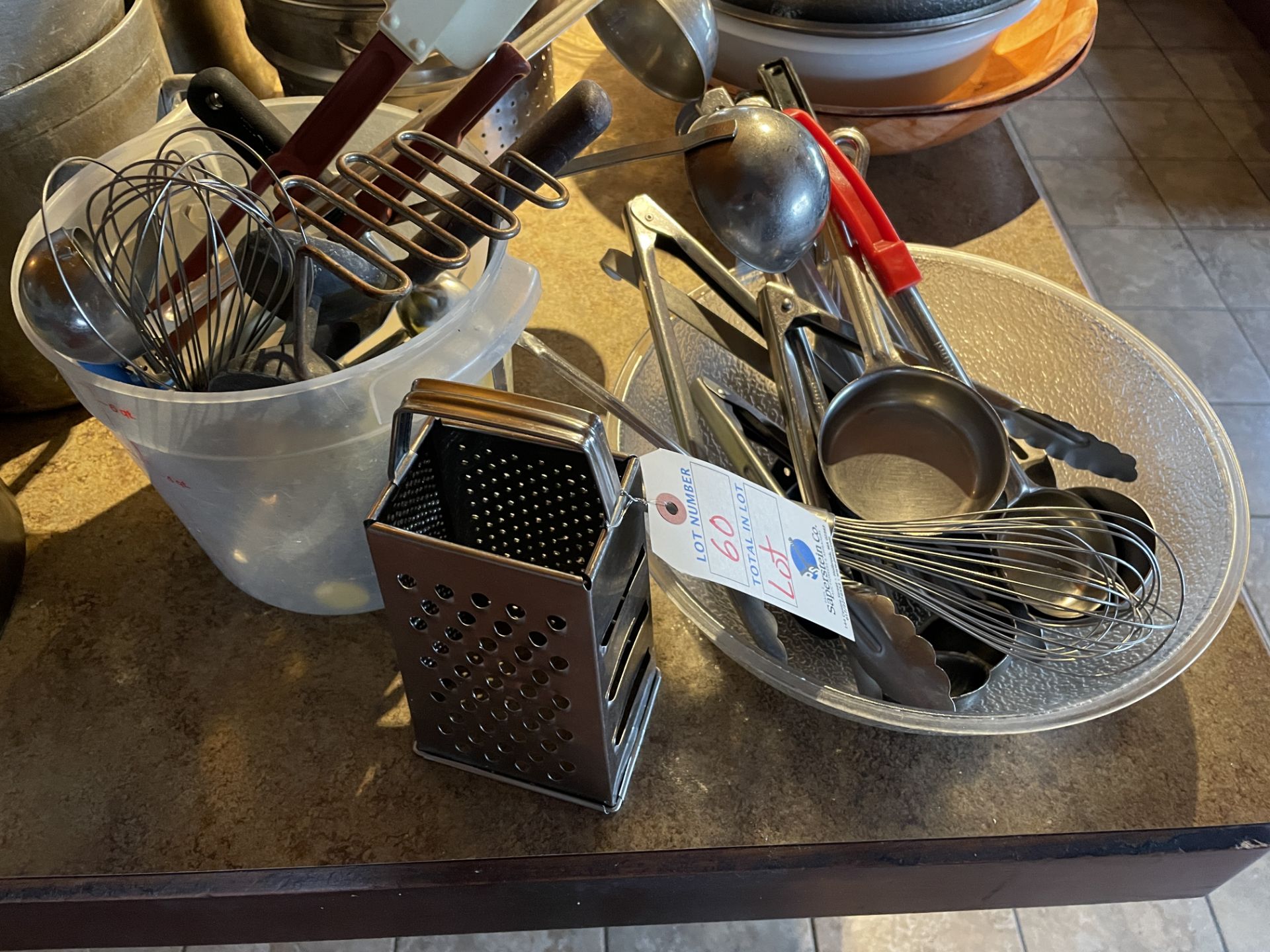 {LOT} Kitchen Utensils - Tongs, Mashers, Scoops, Meat Pounders, Whisk