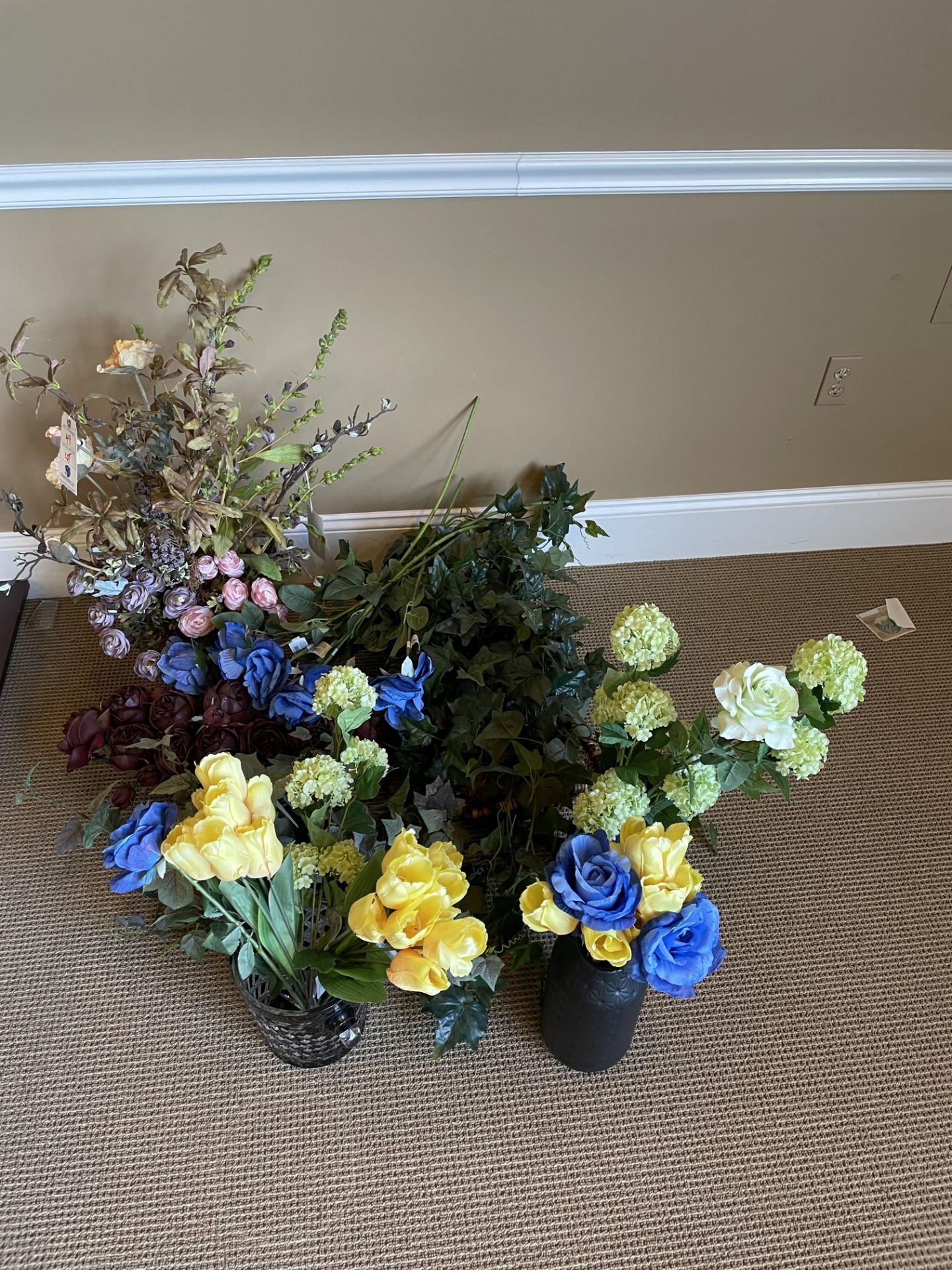 (Lot) Artificial Flowers