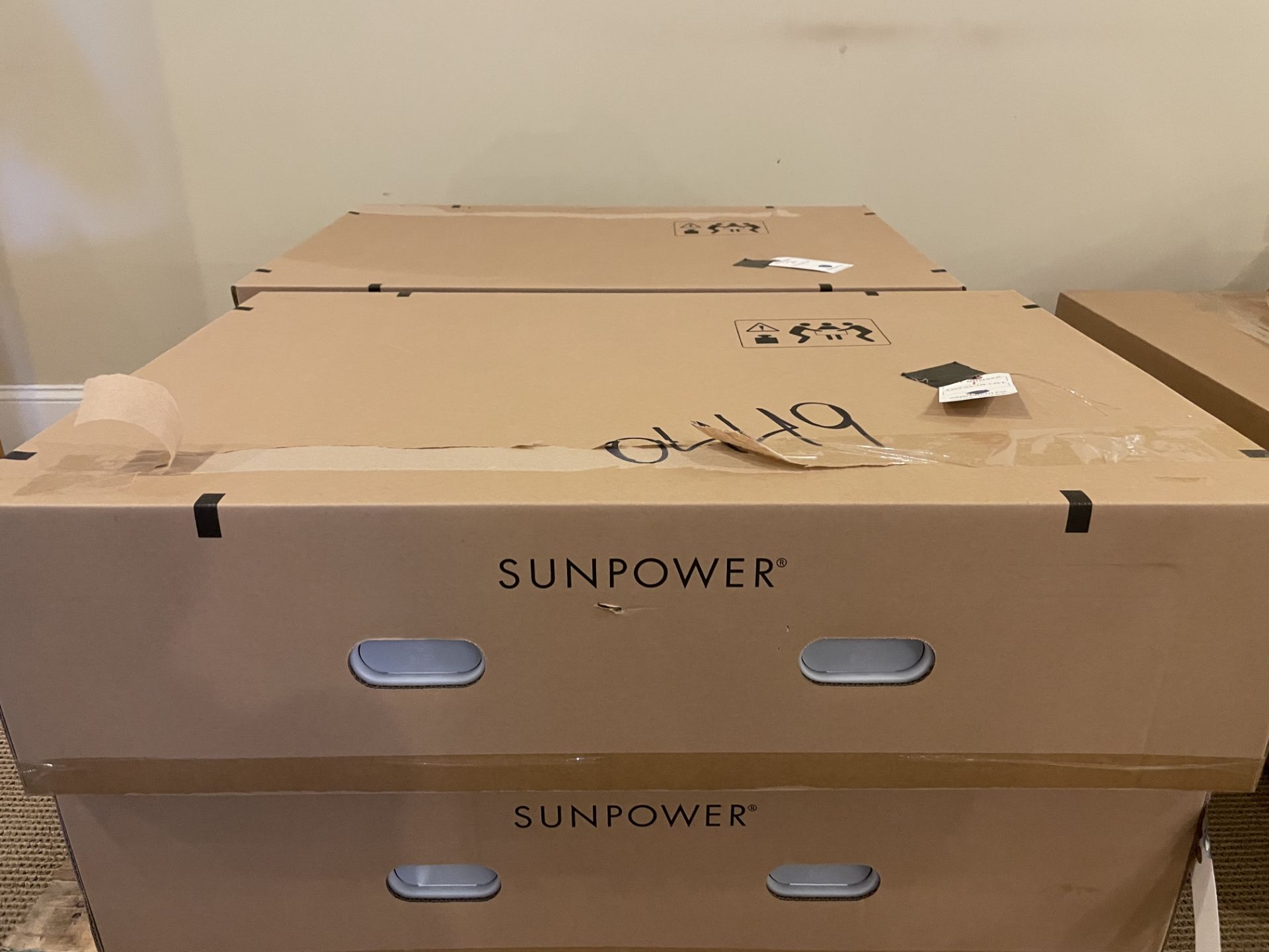 NIB Sunpower Sunvault Solar Storage System C/O: Dunvault Hub+ #537682 Surface Mount, Sunvault - Image 8 of 10