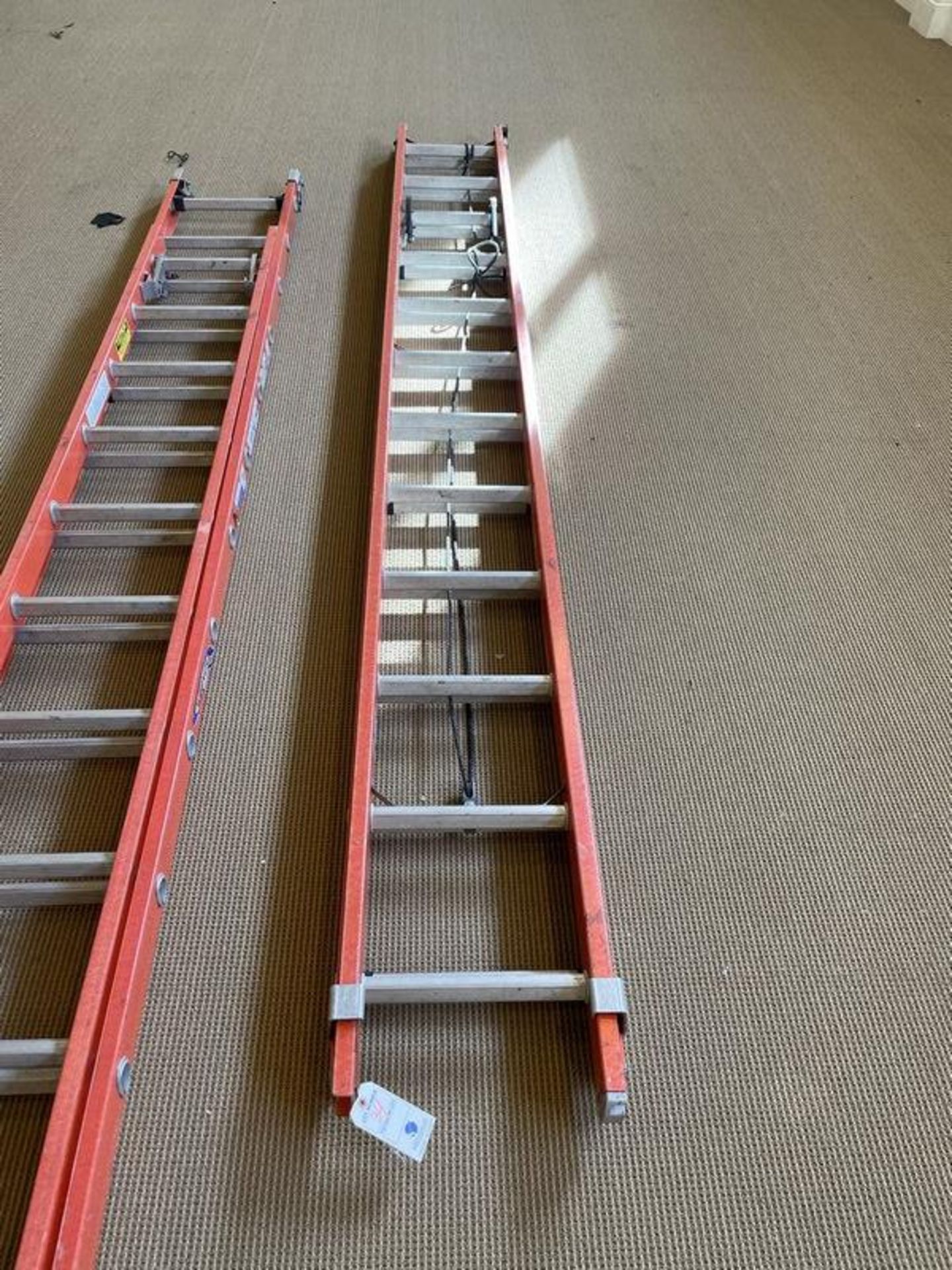 Louisville 24' Fiber Glass Ext. Ladder