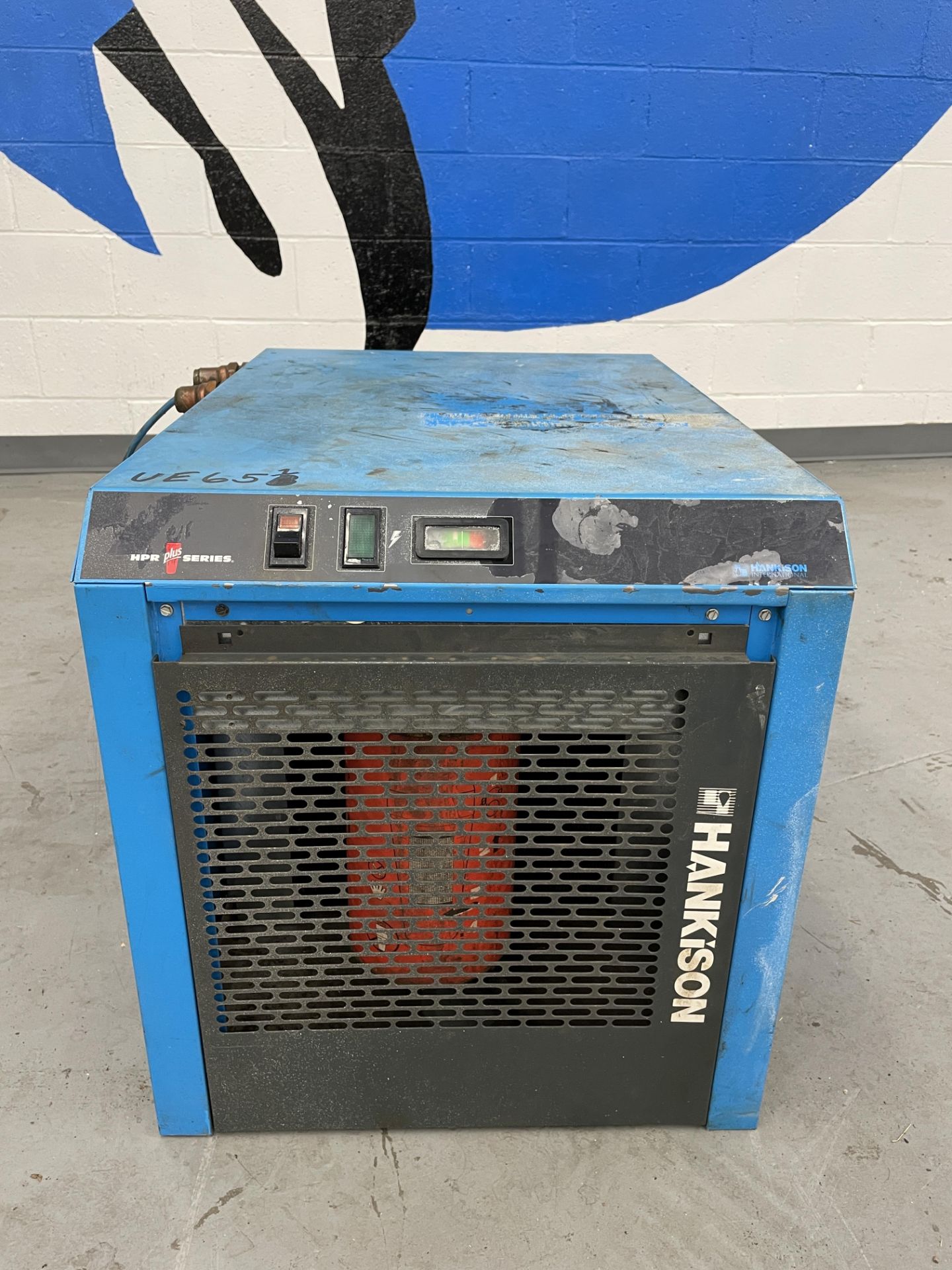 Gardner Denver #EBEQGH 30HP Rotary Screw Air Compressor, 3 Phase, 460V, w/Hankinson Air Dryer & 2002 - Image 4 of 4