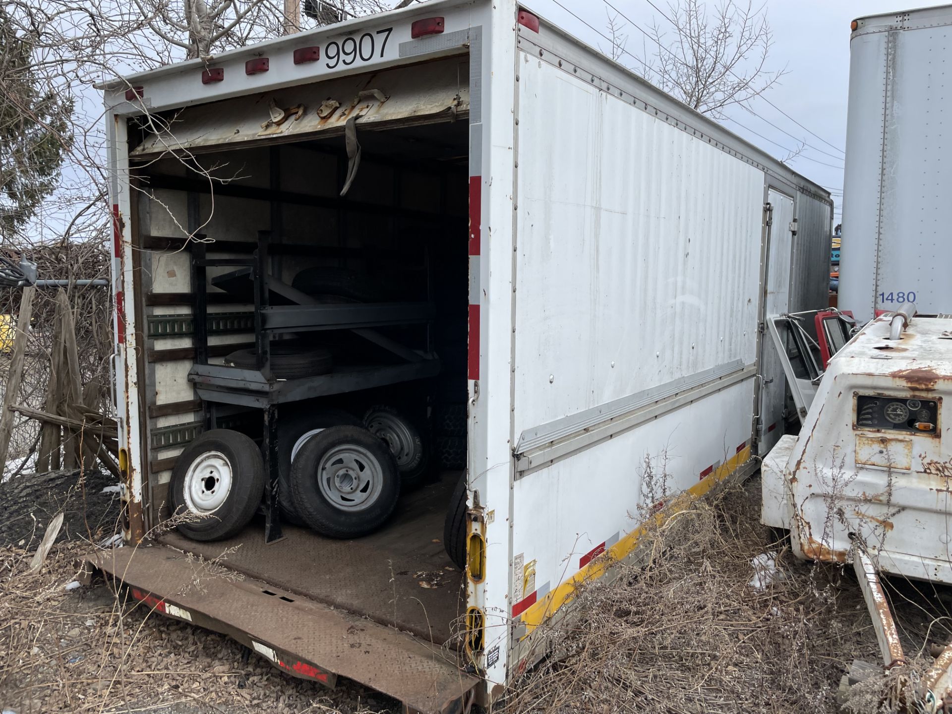 26' Truck Box w/ Roll up Doors