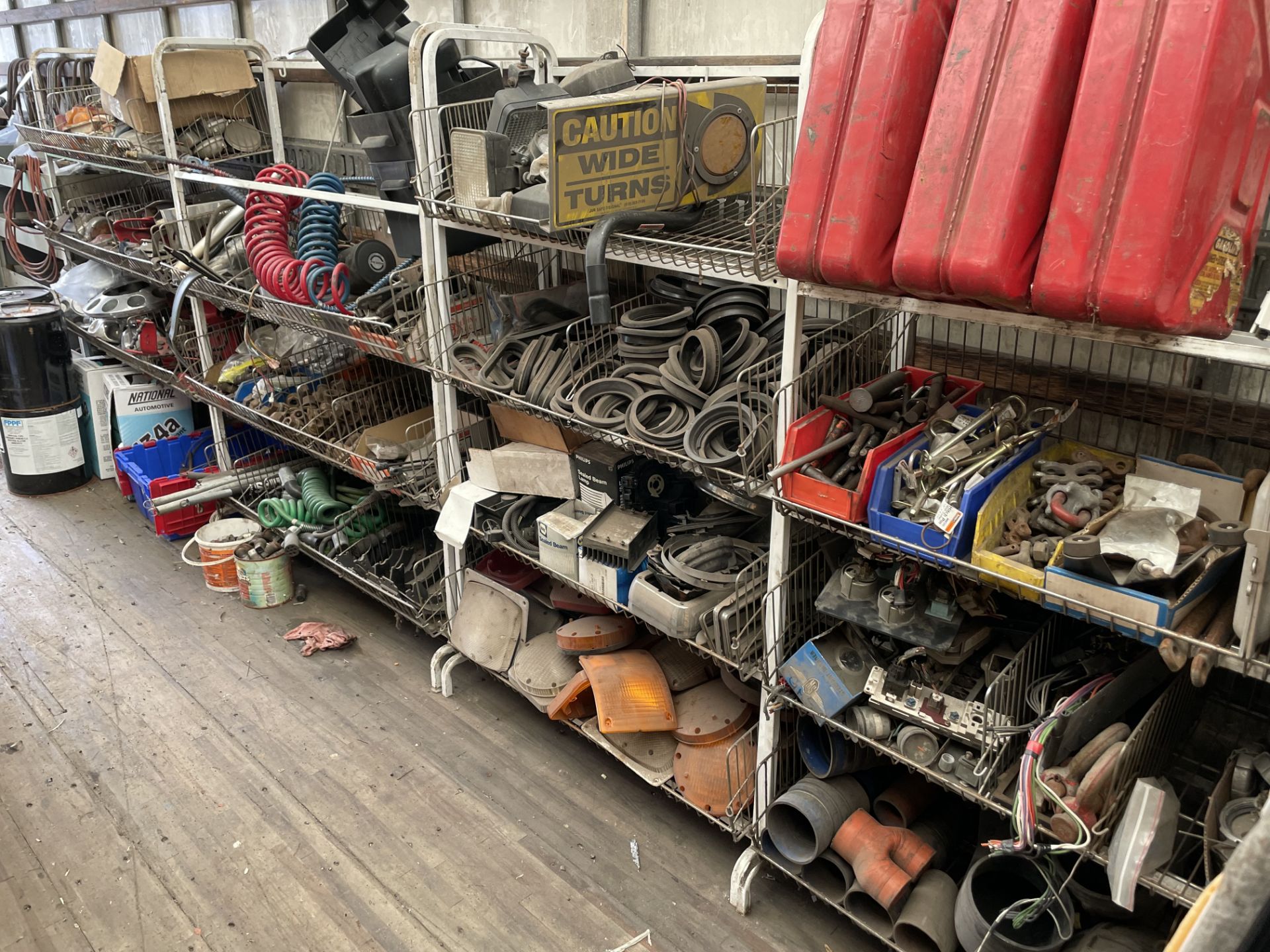 (Lot) Lights, Hardware, Gaskets, Other Truck Parts, ( Inspection Encouraged )