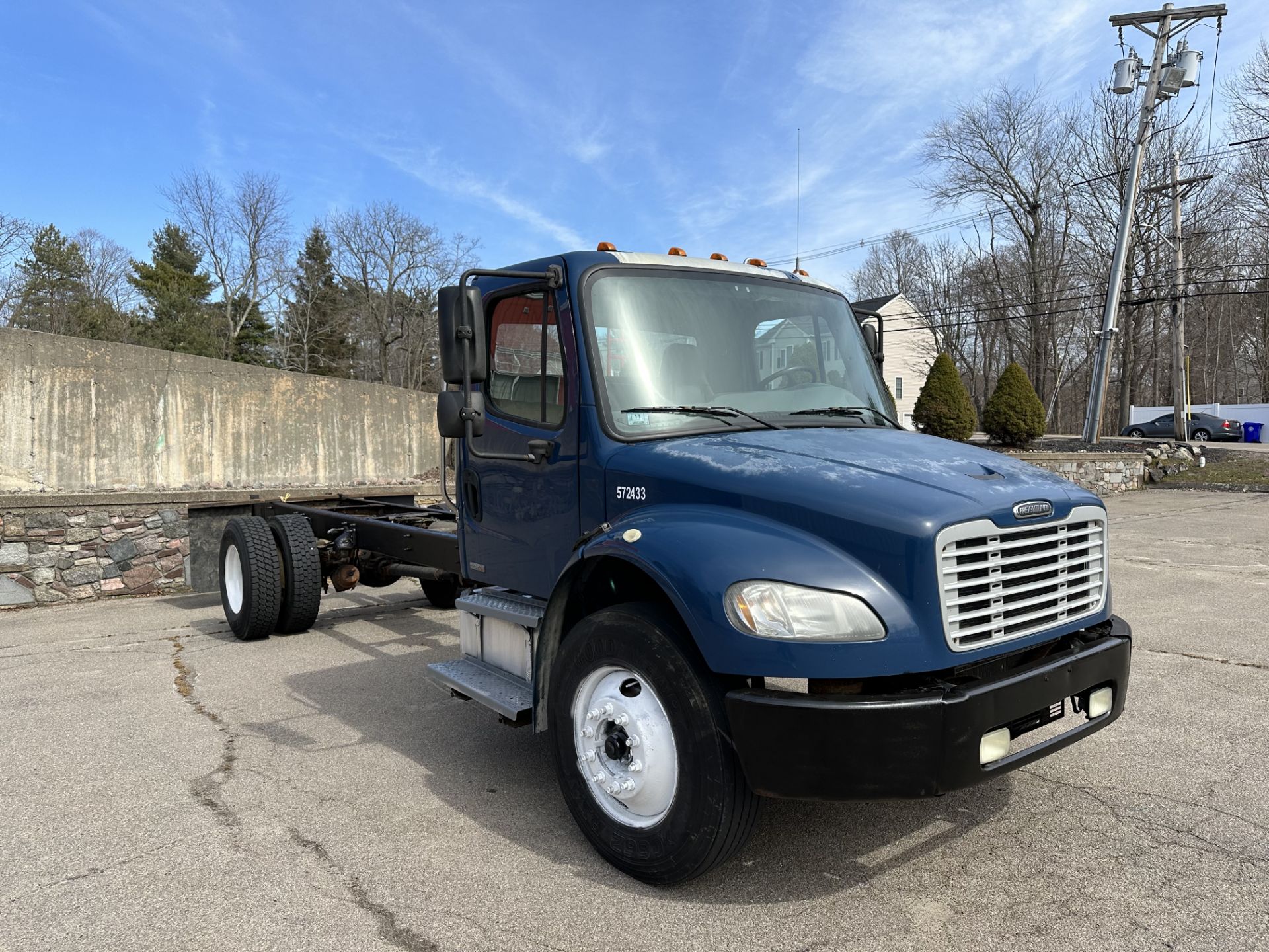 2010 Freightliner M2 6 Wheel Cab and Chassis, 6.7 Cummins Diesel, Allison Auto Trans, GVWR: 26,000,