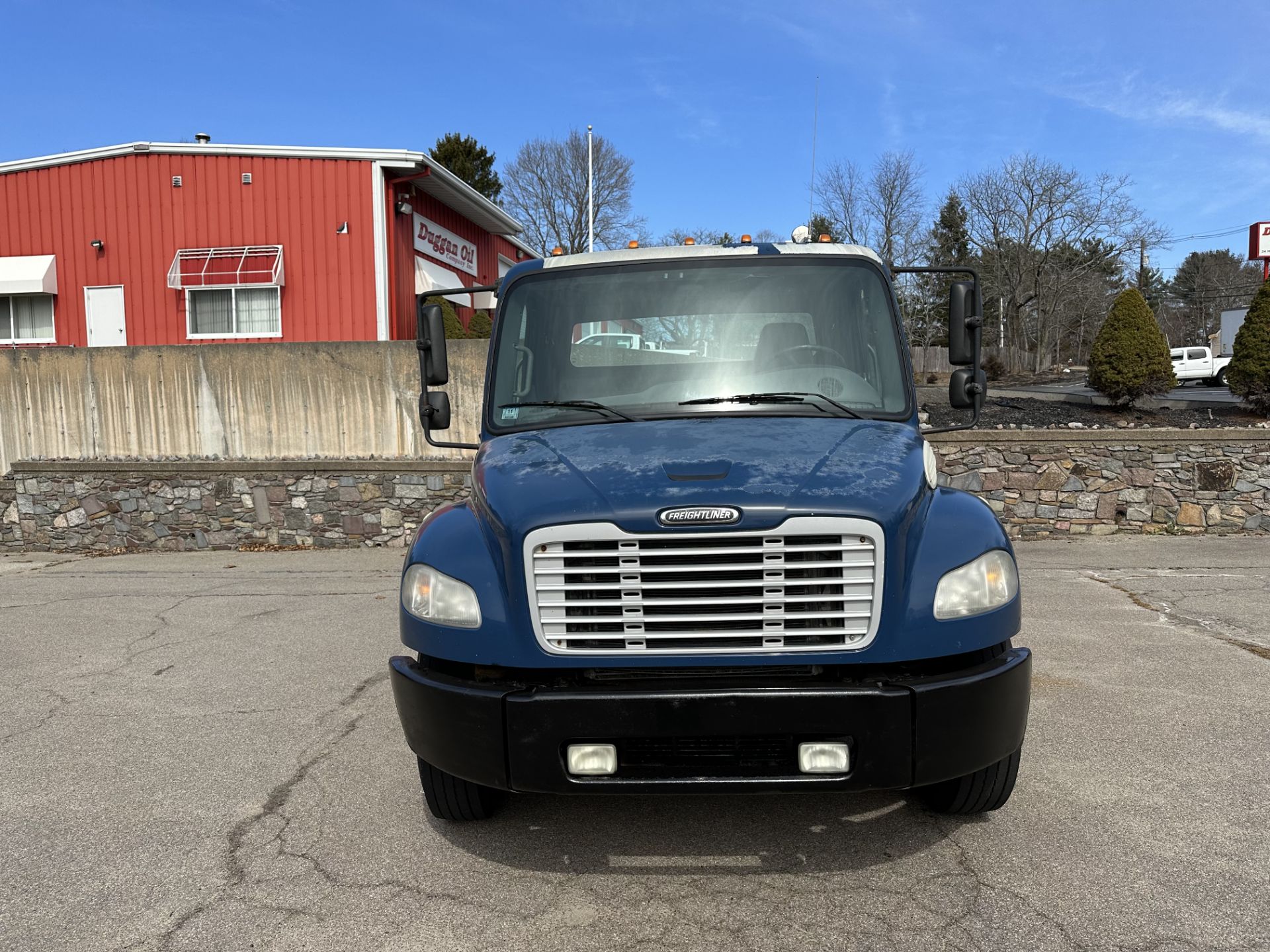 2010 Freightliner M2 6 Wheel Cab and Chassis, 6.7 Cummins Diesel, Allison Auto Trans, GVWR: 26,000, - Image 3 of 15