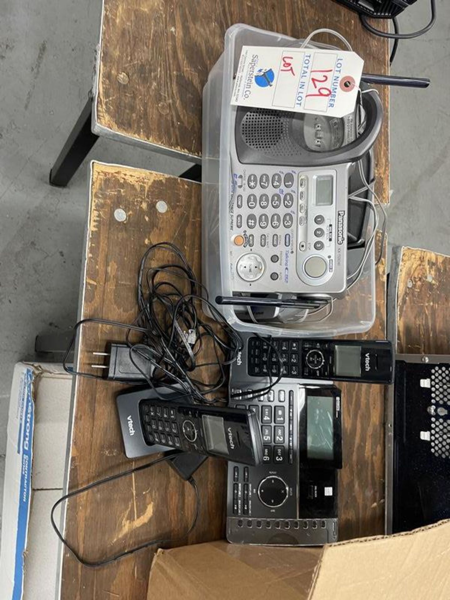 (Lot) Cordless Phones - Image 2 of 2