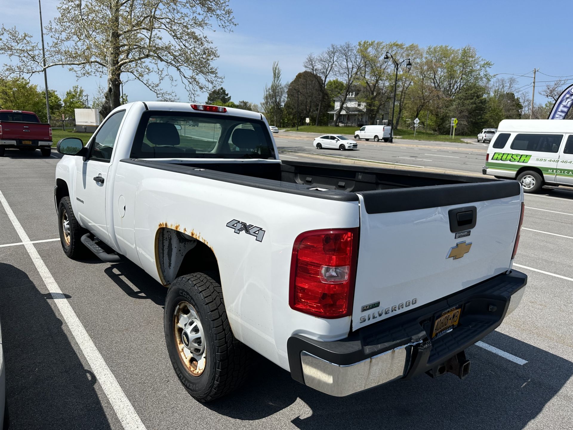 RUNS - 2012 Chevrolet Silverado 2500 HD, 2 Door Pickup Truck, 4WD, 8 Cylinder Vortec Gas,Odom:54,910 - Image 2 of 12