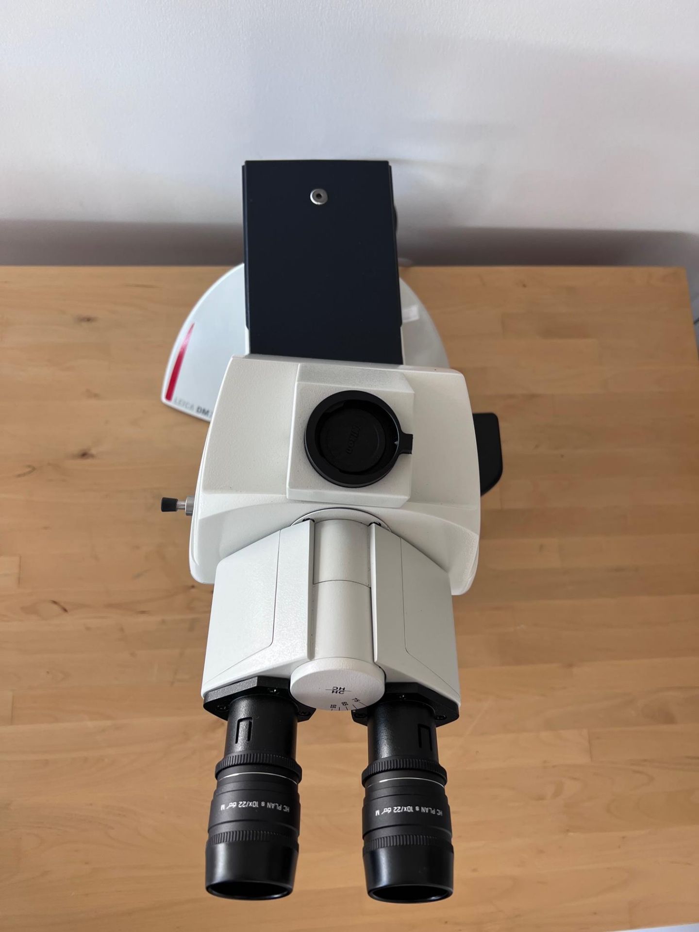 2018 Leica DM2500 LED Optical Microscope w/5 Objectives - Objectives eN Plan 5x/0.12 10x/0.25 20x/0. - Image 12 of 23