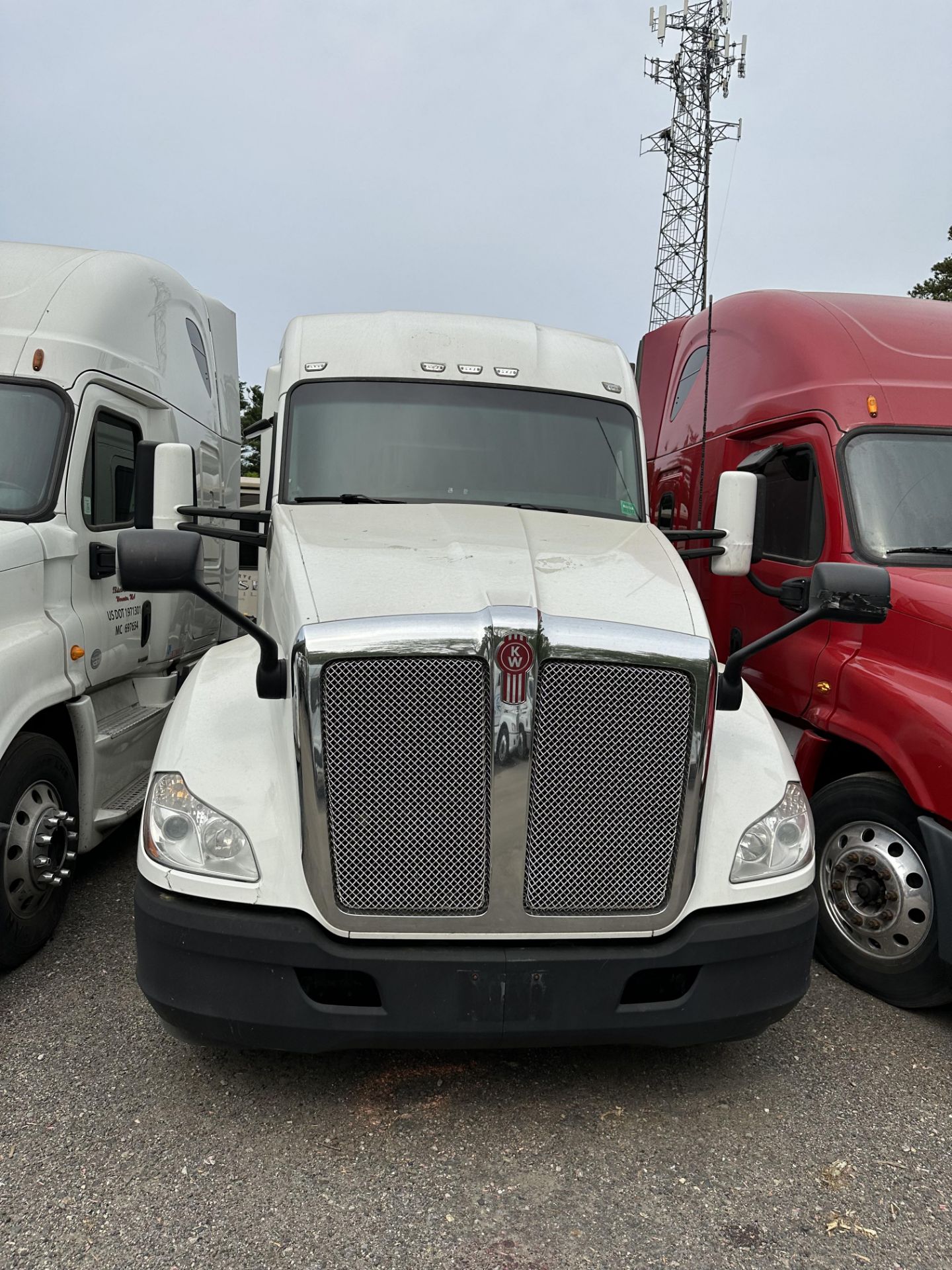 2020 Kenworth T680 Heavy Haul Tractor, 10-Wheel Tandem Axle, Paccar Model 1600-485 Motor, Eaton - Image 13 of 40