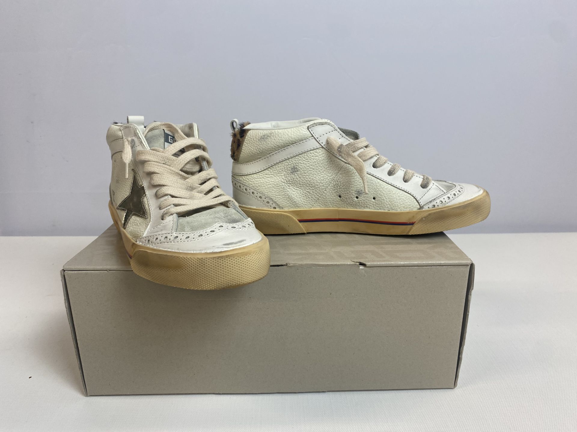 Golden Goose SNKR MIDSTAR SIMID STAR CLASSIC, Size: 36, Color: WHITE, Retail Price: $600