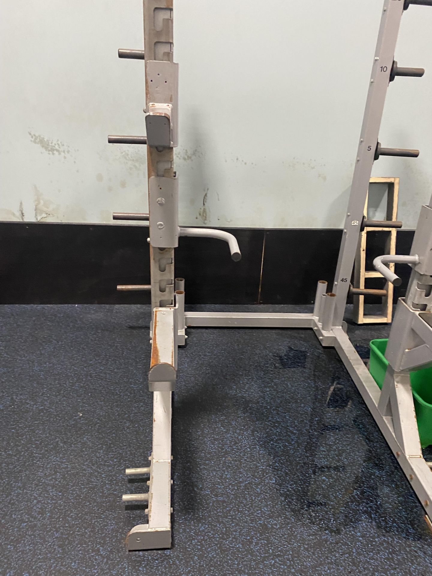 Squat Rack w/ Safety Bars, Weight Holder, and Pull up Bar (No Weights) - Image 4 of 4