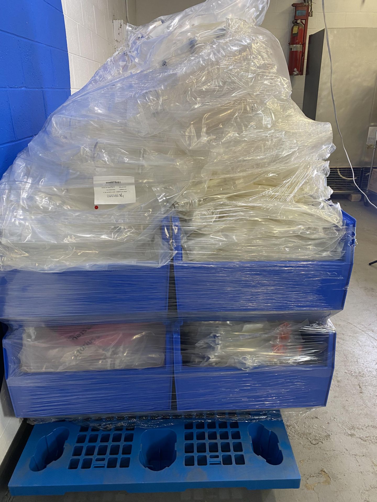 {LOT} Of Consumables on Pallet of Approx. 4 Boxes and {LOT} Tubing c/o: Assorted Aspirator AQG - Image 2 of 2