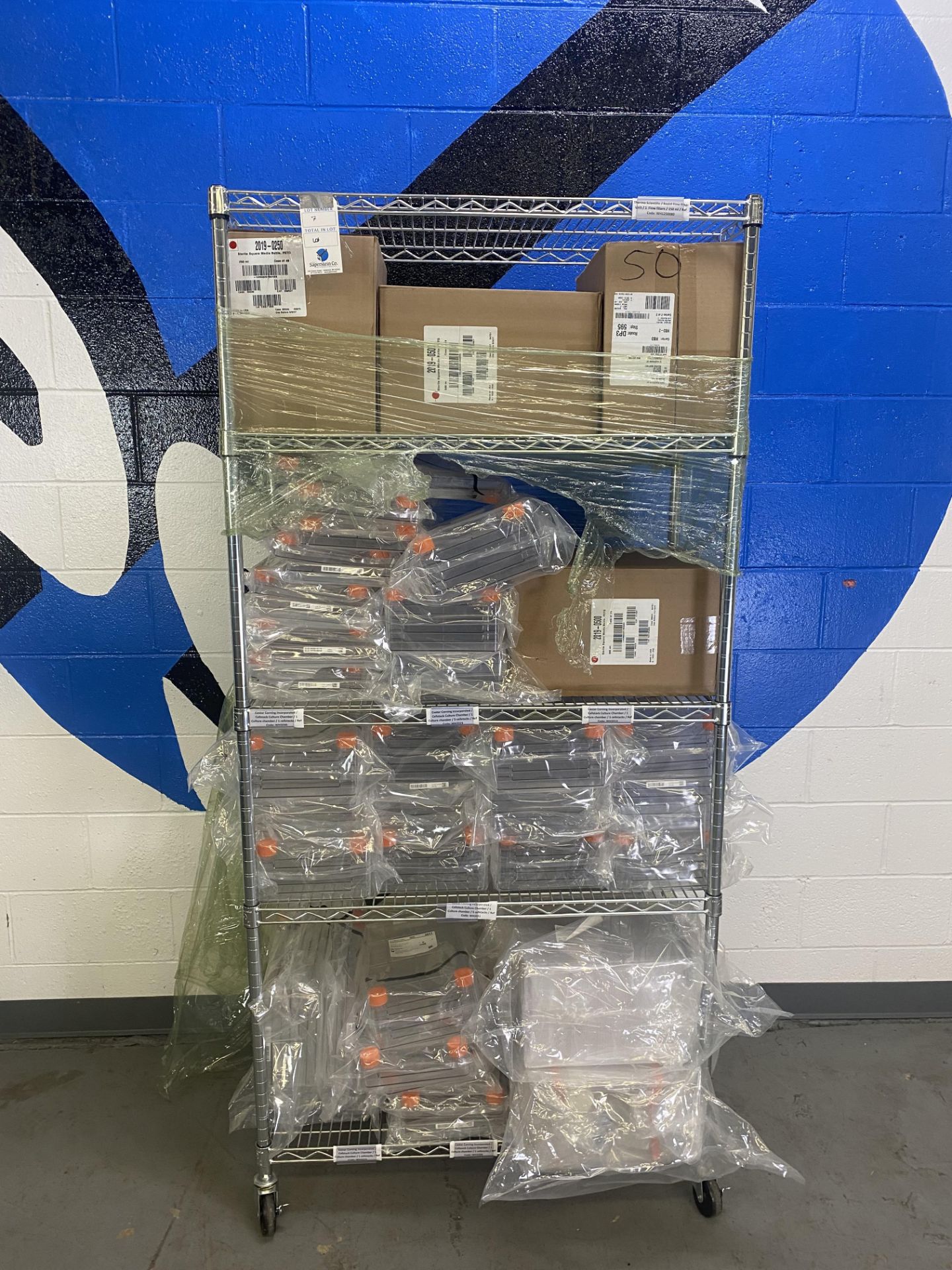 {LOT} Of Consumables on Rack w/Rack Approx. 4 Boxes c/o: ThemoFisher Scientific Sterile Square Media