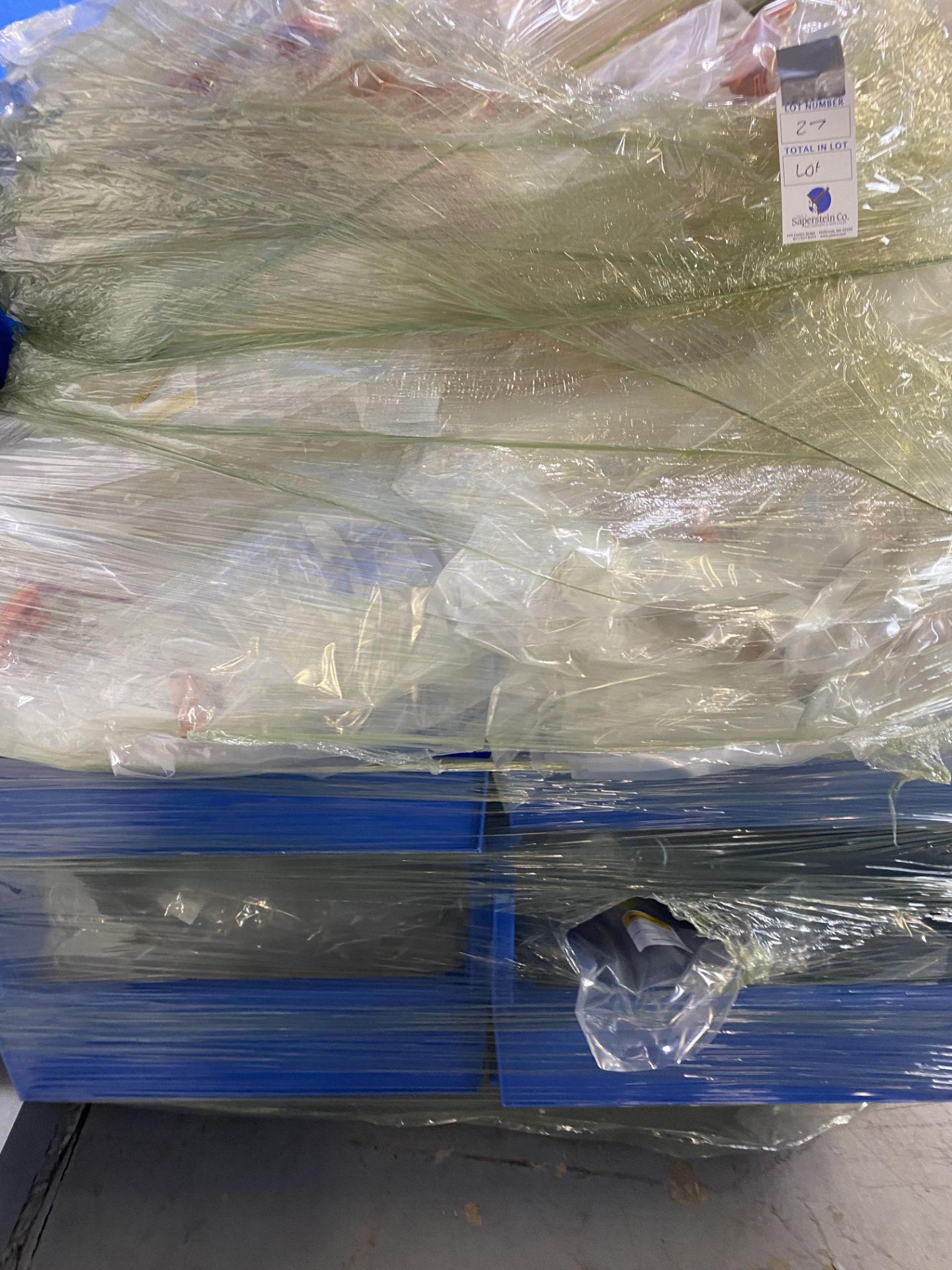 {LOT} Of Consumables on Pallet of Approx. 4 Boxes and {LOT} of Tubing c/o: 200ml Table Liner, TFF - Bild 2 aus 2
