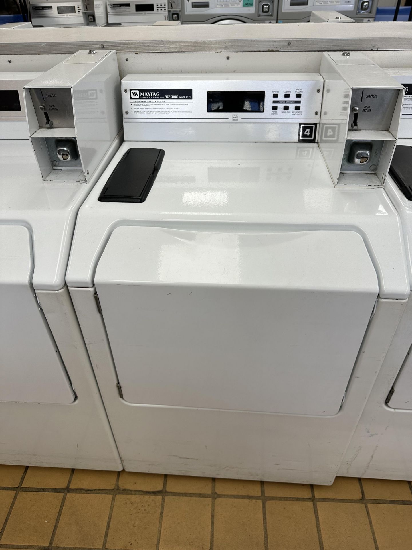 Maytag Neptune #MAH21PDDWW Commercial Washing Machine - Coin Operated (Machine #: 4)