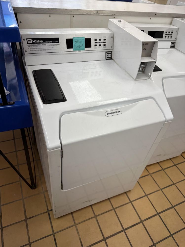 LAUNDROMAT - (24) COMMERCIAL WASHING MACHINES - (26) MAYTAG COMMERCIAL DRYERS - (3) CHANGE MACHINES - CLOTHING TA