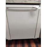 Bosch #SHX3AR72UC/27 Dishwasher, Stainless Interior, White Finish, Silence Plus 50 DBA, Hidden