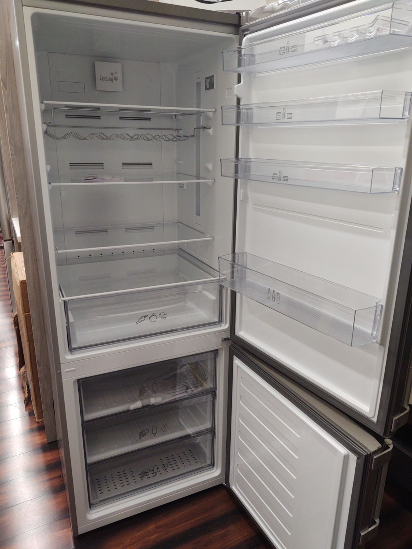 Blomberg Refrigerator Freezer #BRFB 15 Series, Model 7, 27"W Stainless Steel Finish, Bottom Freezer - Image 3 of 3