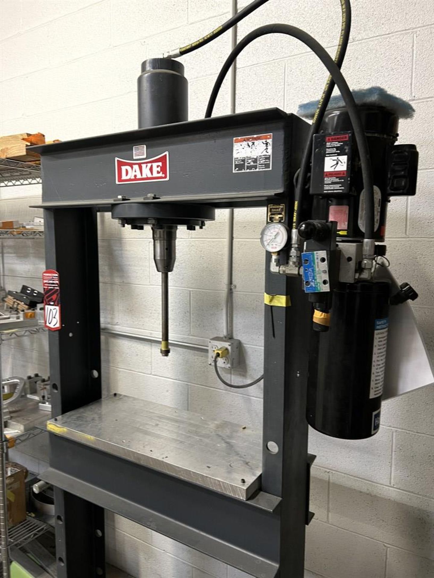 DAKE 909215 25-Ton H-Frame Hydraulic Shop Press, s/n 1178170 - Image 4 of 6