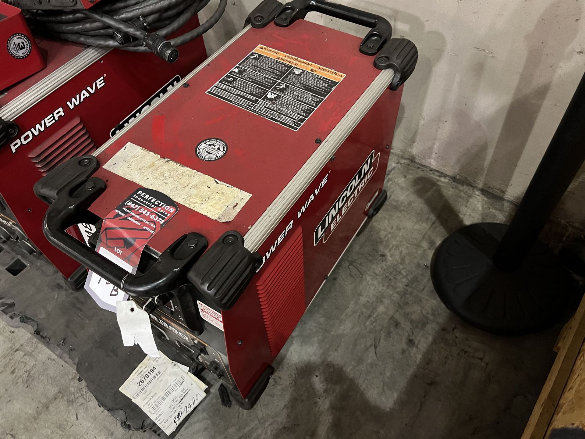 Lincoln S350 Power Wave Welder s/n U1150110399 (Located at 7300 Lone Tree Rd, Victoria, TX 77905) - Image 2 of 3