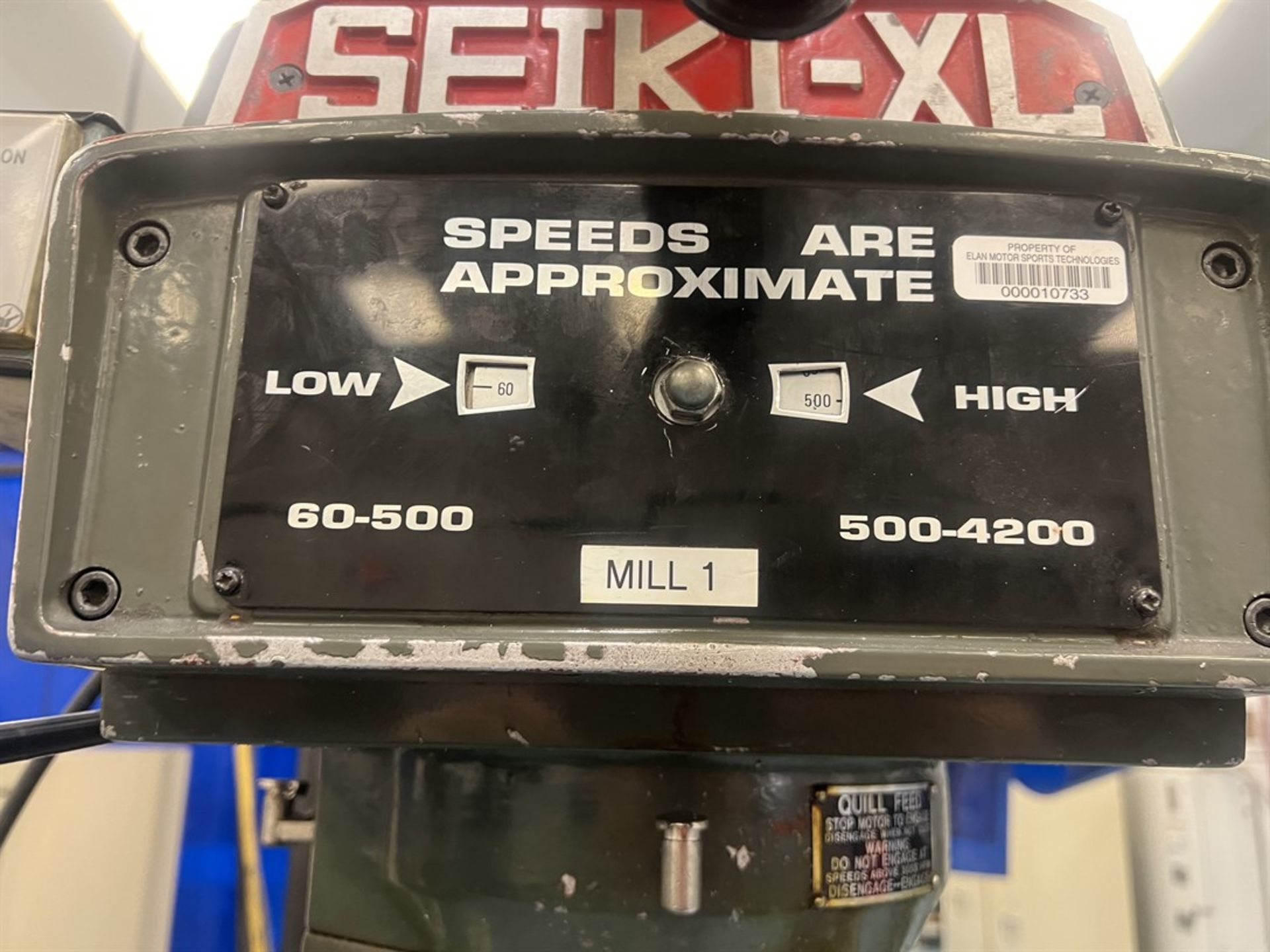 SEIKI 3VH Milling Machine, s/n 9848, 10" x 50" Power Feed Table, 60-4200 RPM, Newall DP700 2 Axis - Image 6 of 7