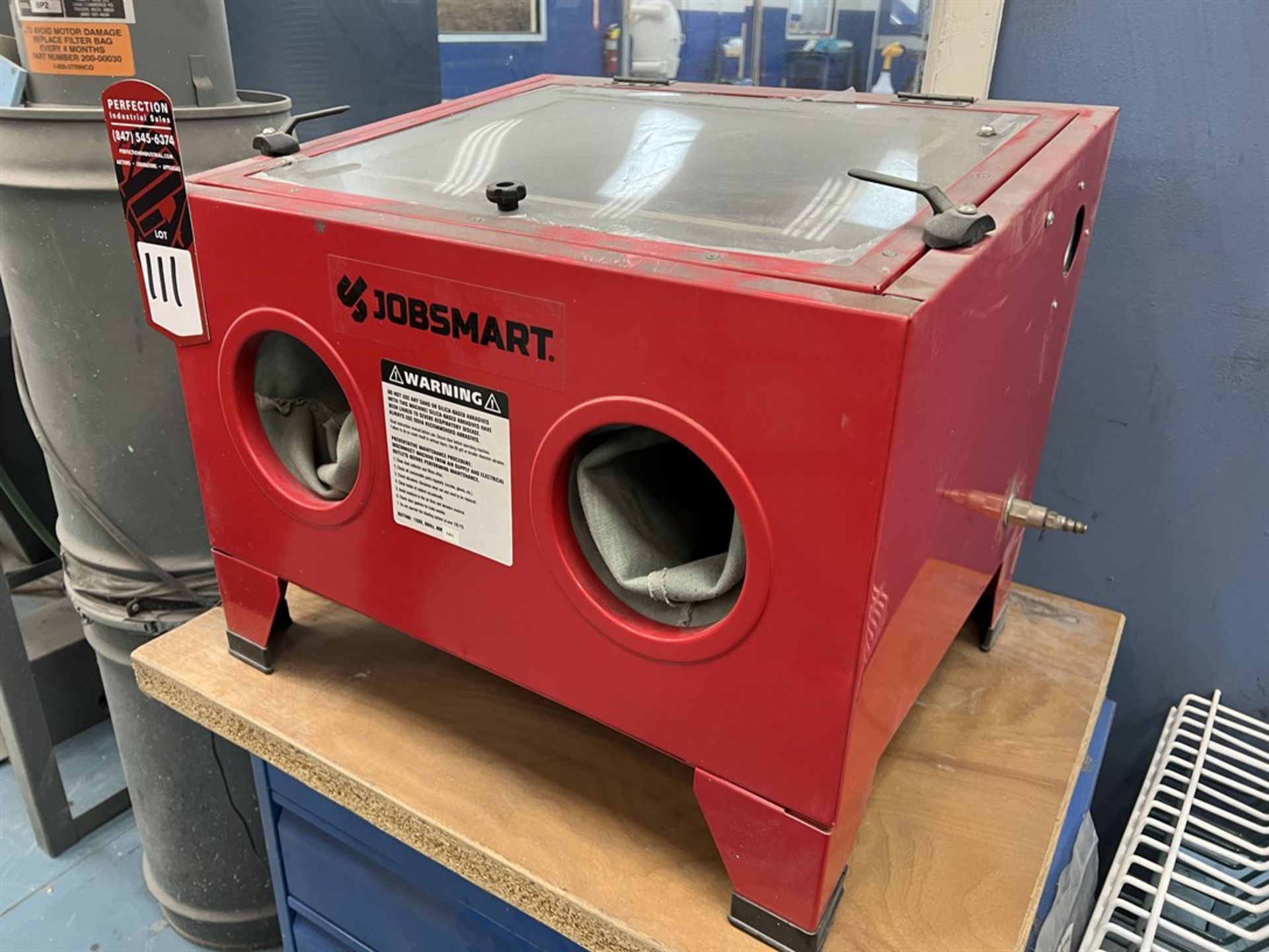 JOBSMART XH-FT Table Blast Blast Cabinet, 17" x 21" Work Area - Image 3 of 4