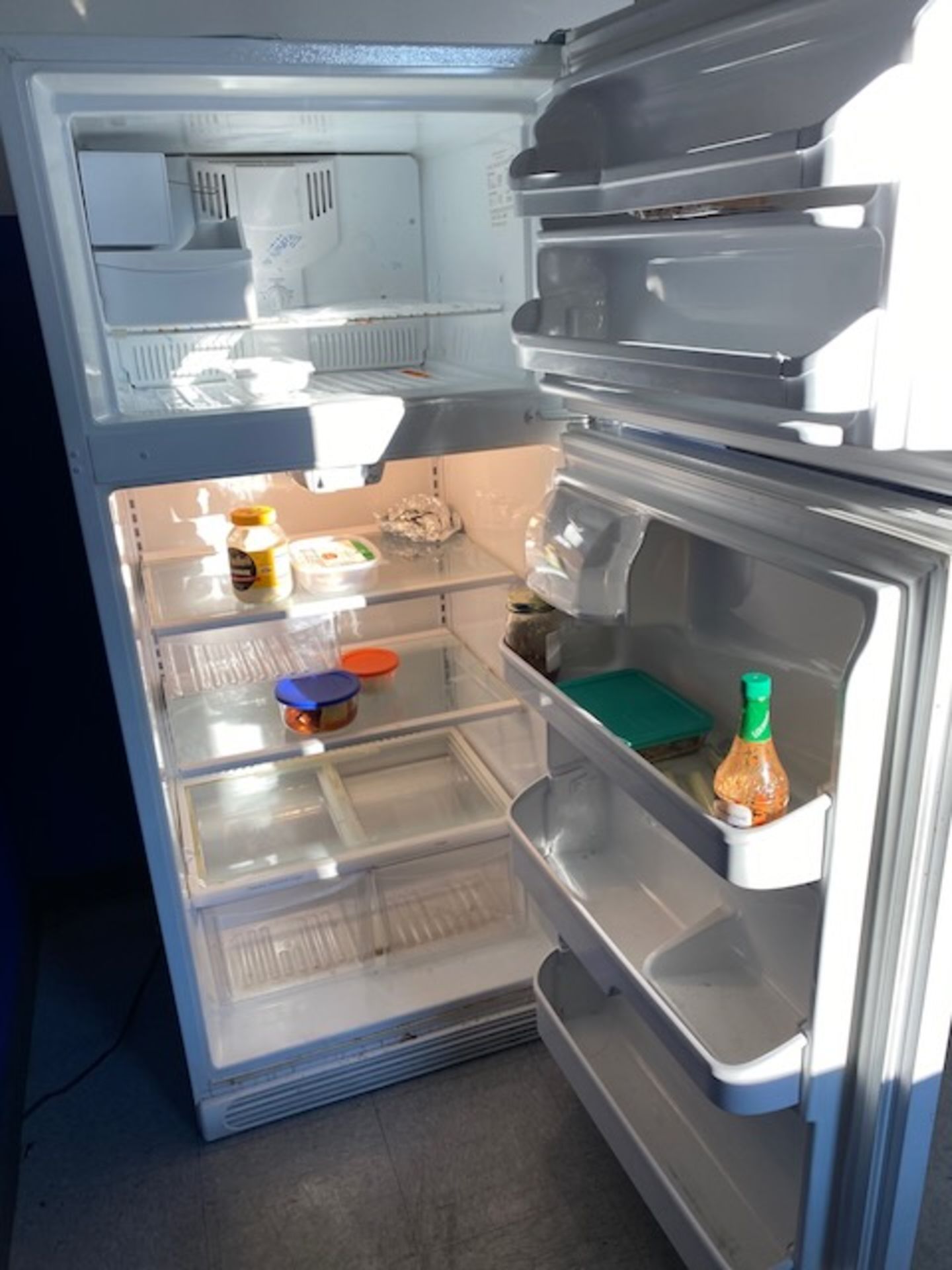 FRIGIDAIRE Refrigerator W/ ice maker ( located downstairs ) - Image 2 of 2